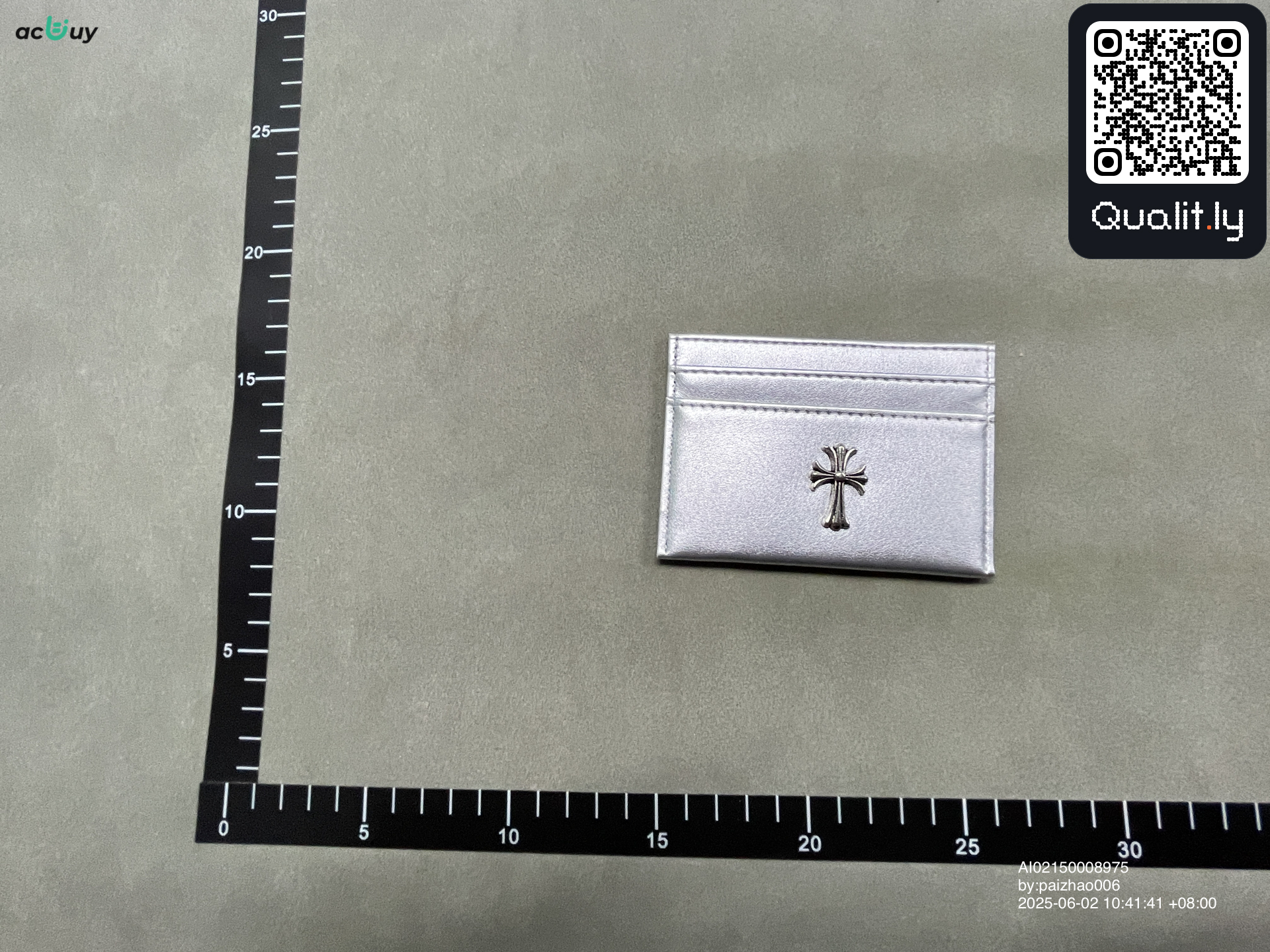 Cartera — foto QC 3 de 3