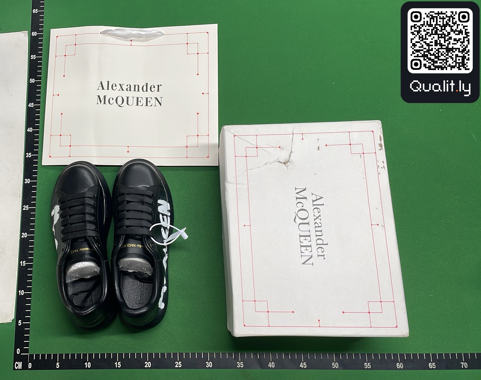 Sneaker — QC-Foto 1 von 50