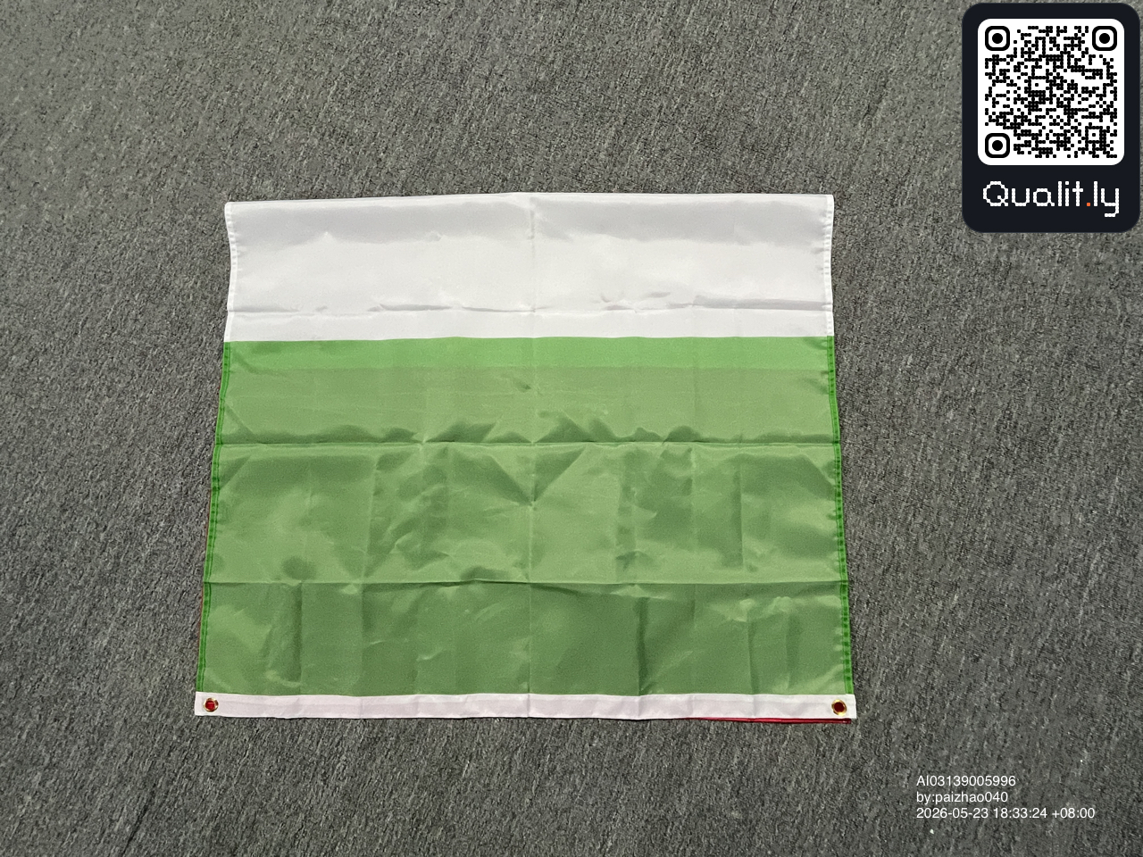 Foto QC 2 di 25
