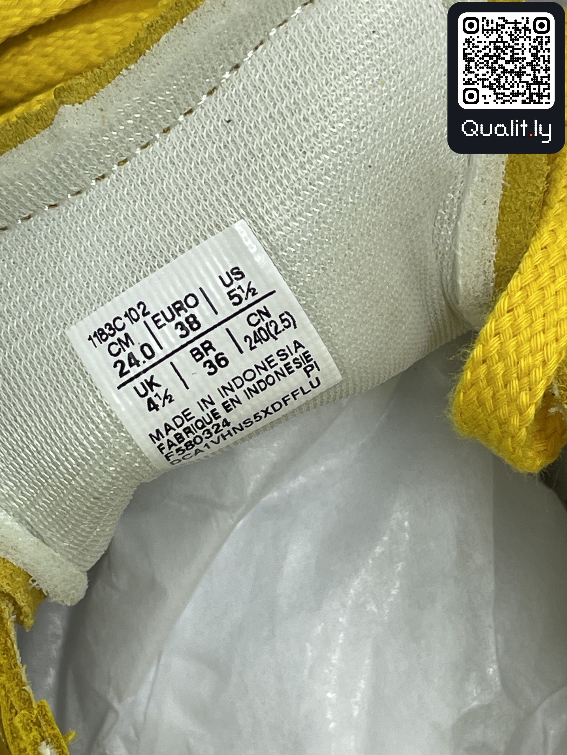 Slippers — QC-foto 1 van 13