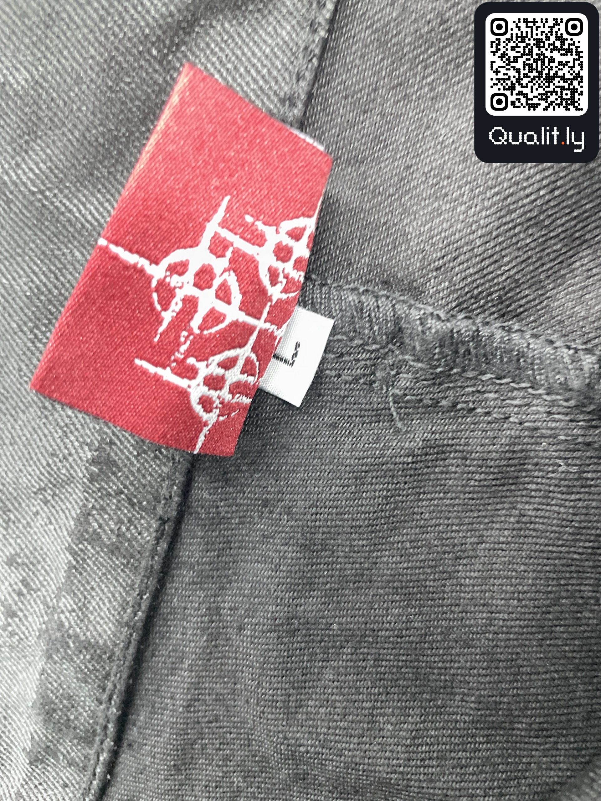 Jeans QC photo 3 of 43