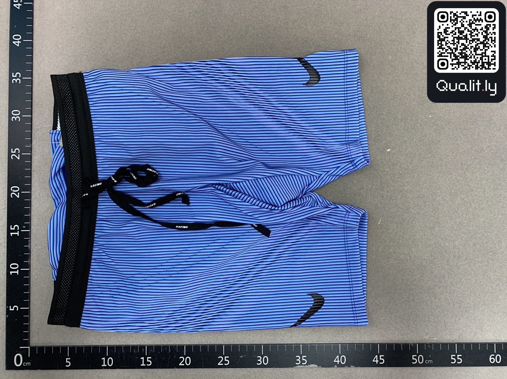 Pantalón corto — foto QC 2 de 24
