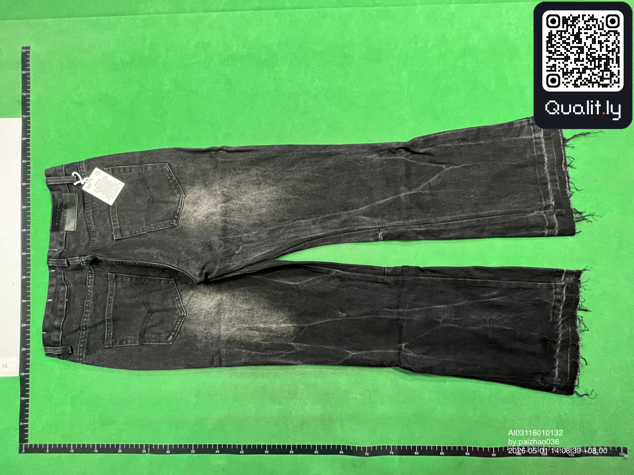 Jeans QC photo 2 of 20
