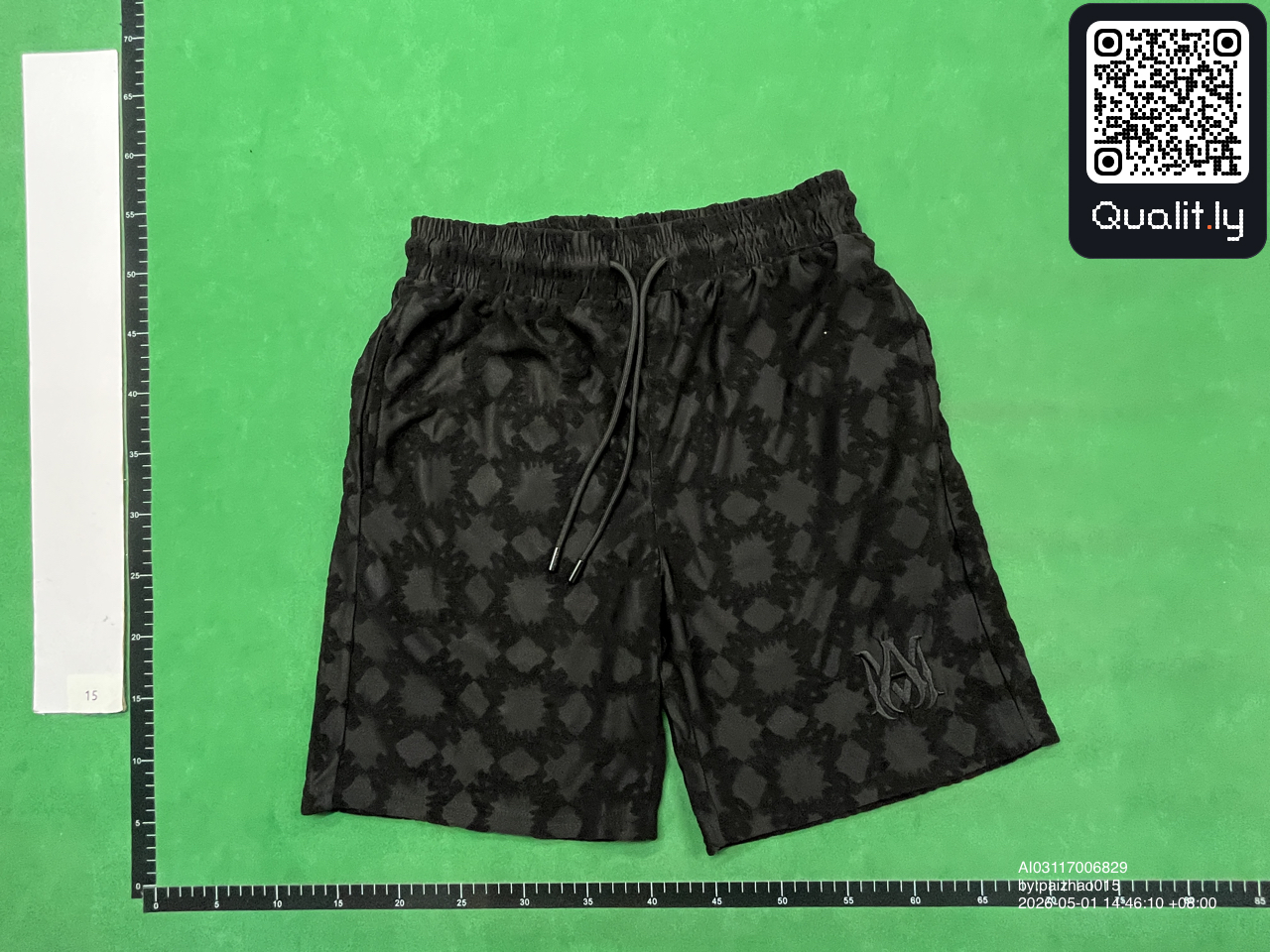Pantaloni — fotografie QC 2 din 4
