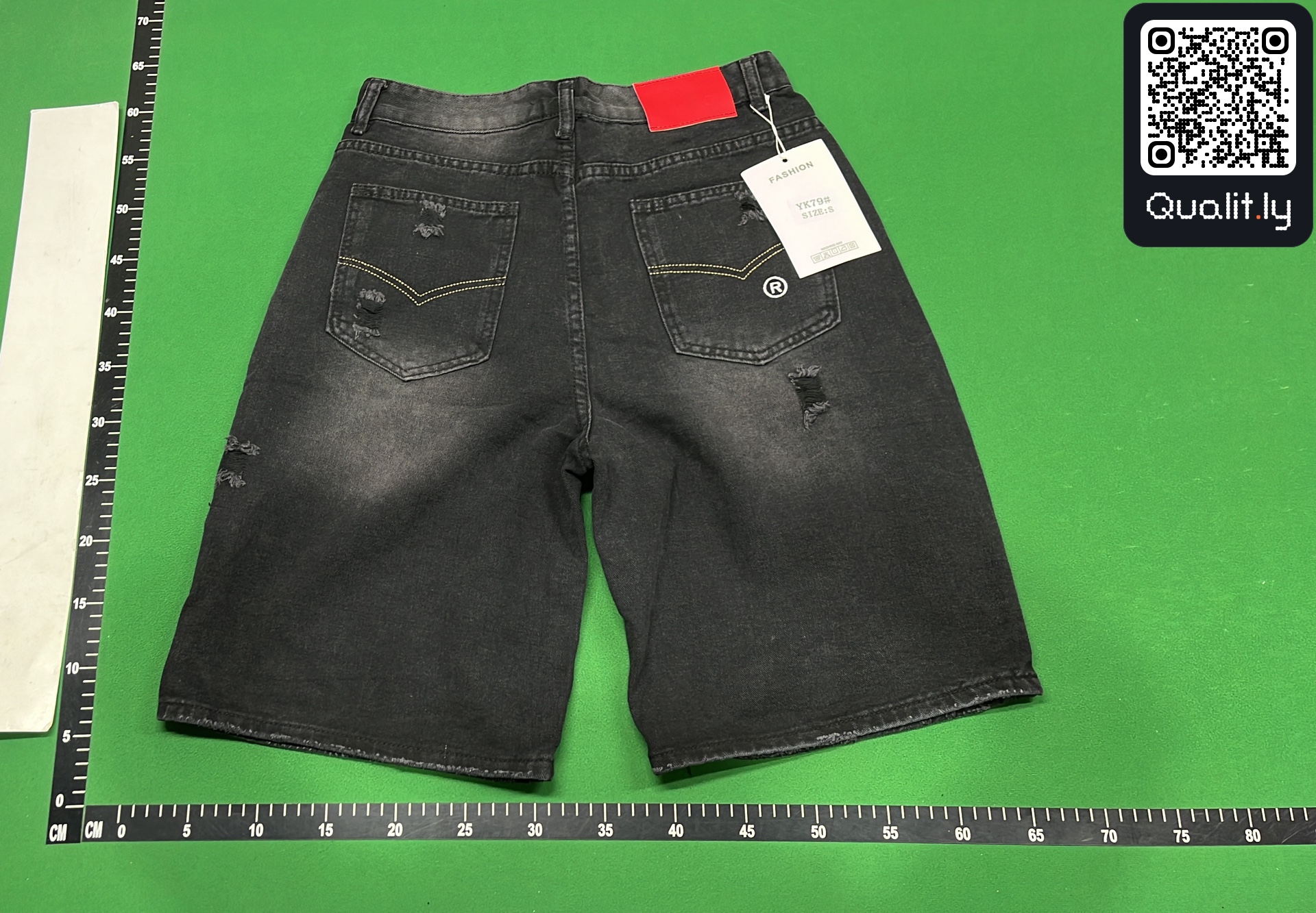 牛仔裤 QC 照片 3 / 44