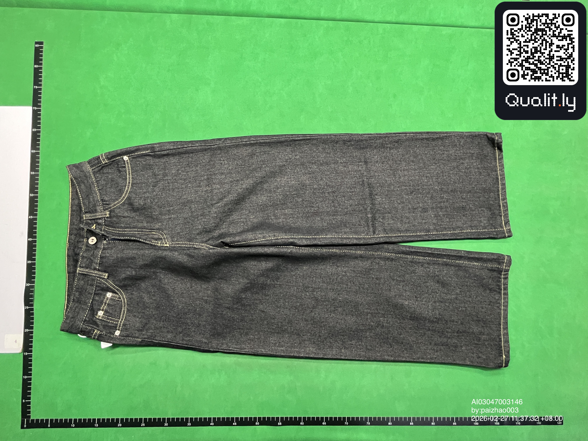 Jeans — QC-Foto 3 von 4