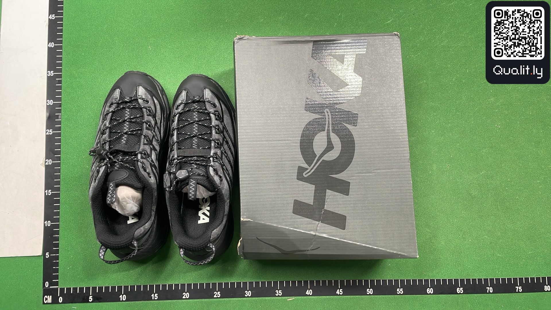 Sneakers — QC-foto 1 av 6