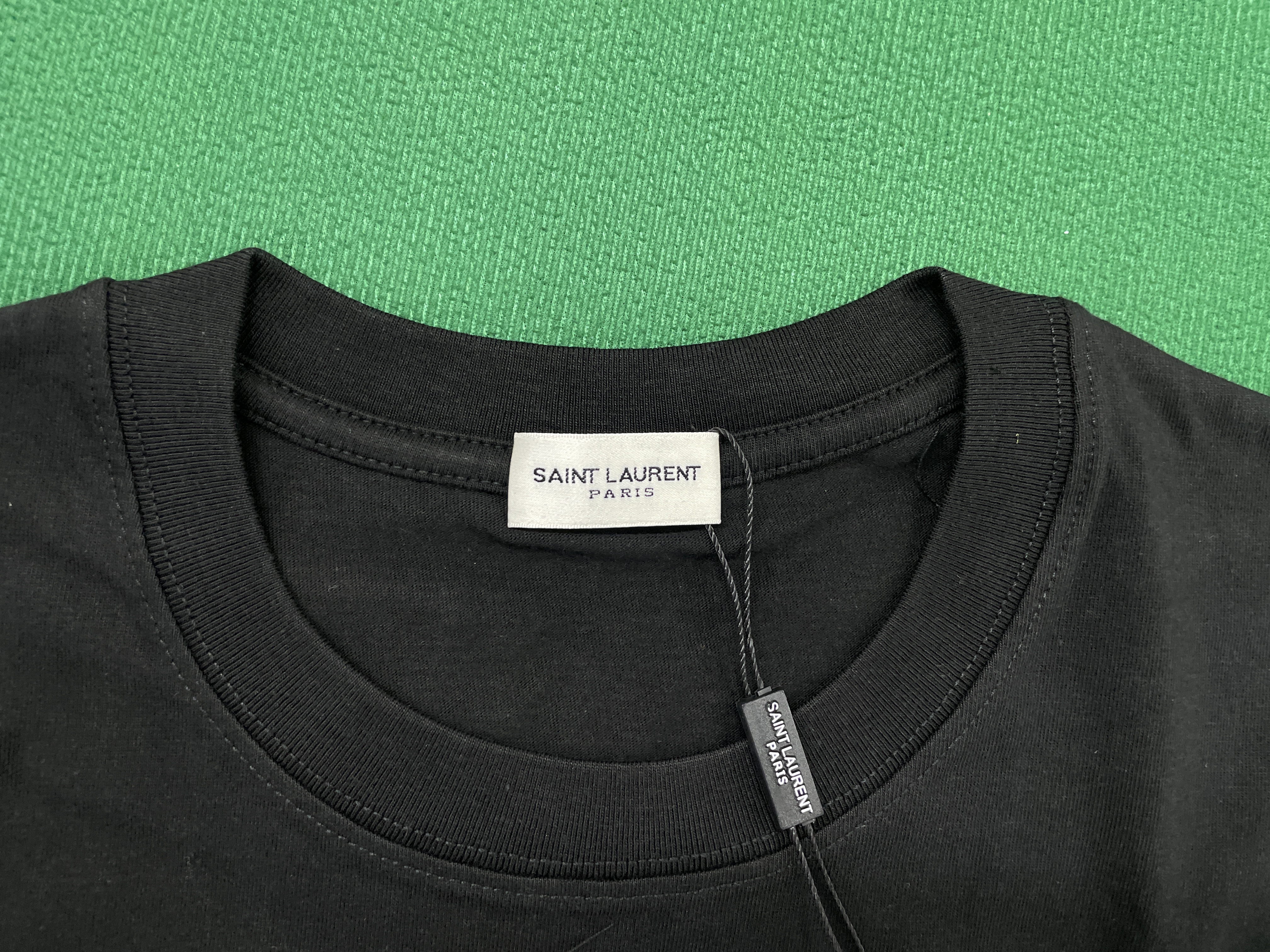 Hoodie QC photo 2 of 59