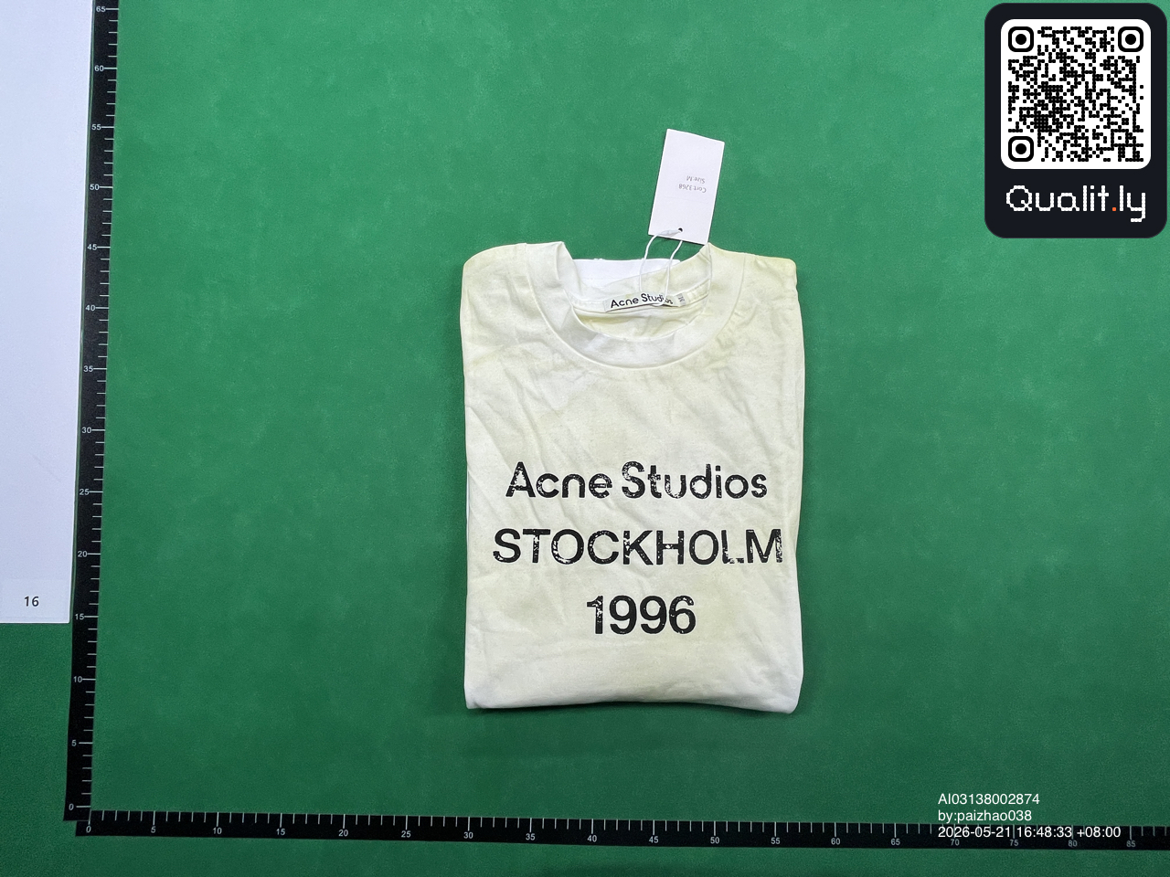 Pull — photo QC 1 sur 32