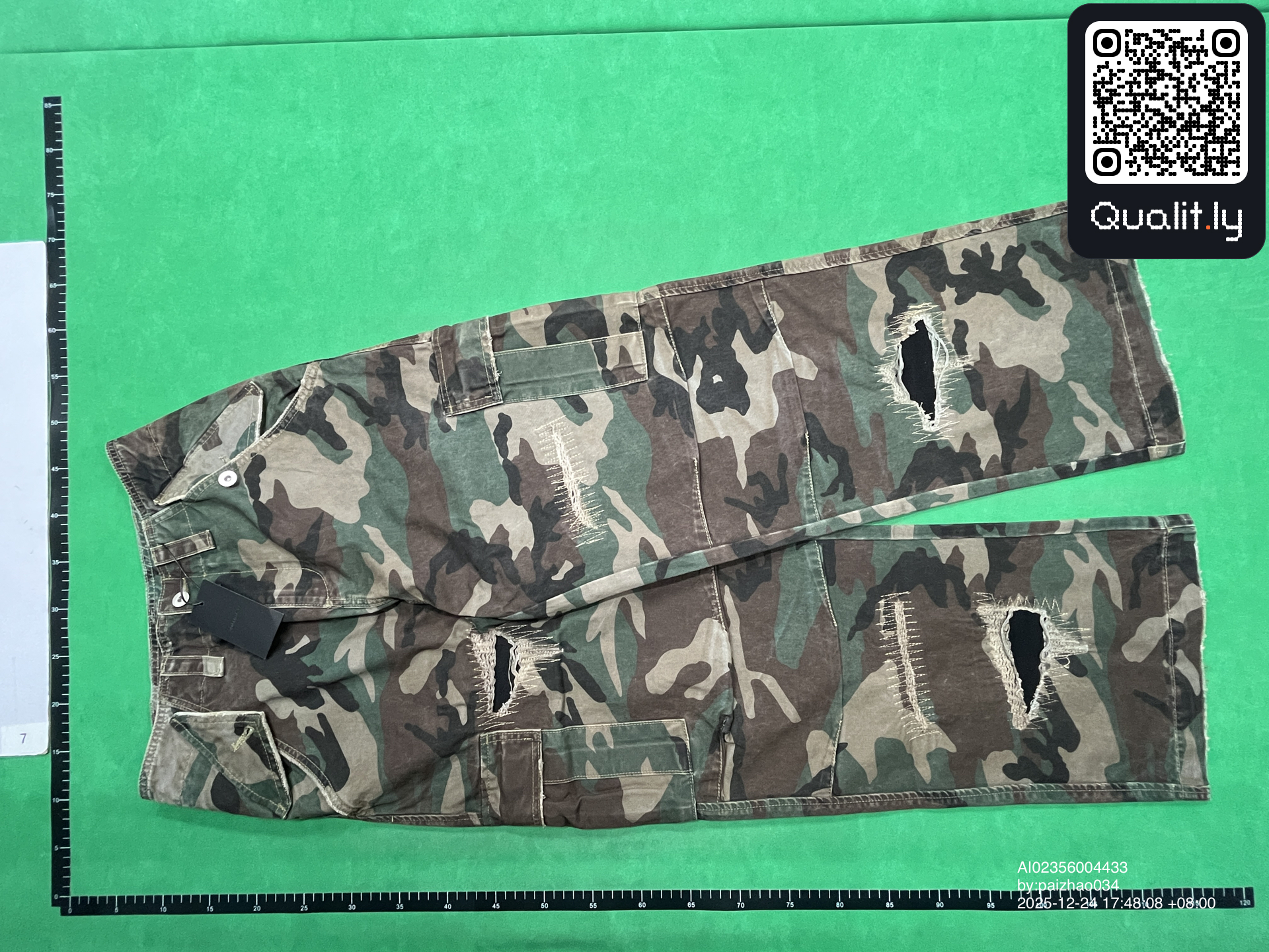 Pantalon — photo QC 3 sur 4