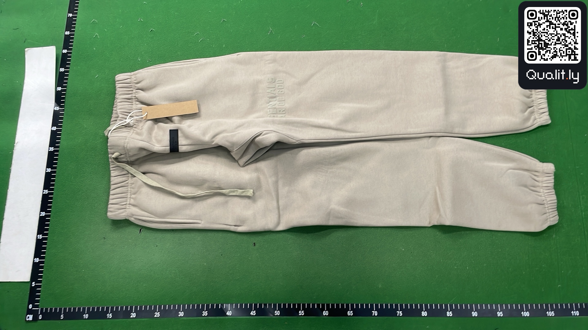 Sweat — photo QC 2 sur 32