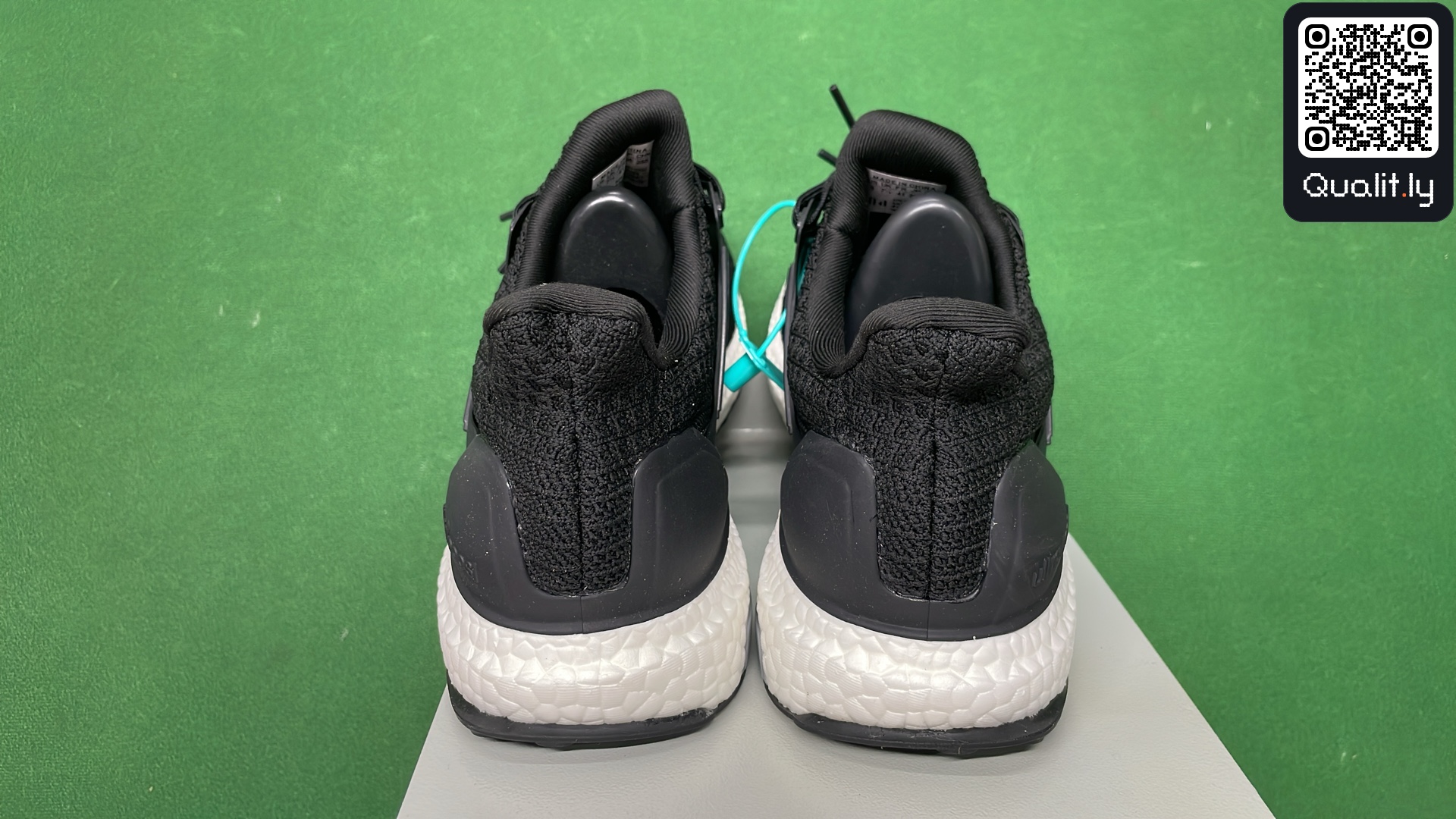 Sneaker — QC-Foto 3 von 76