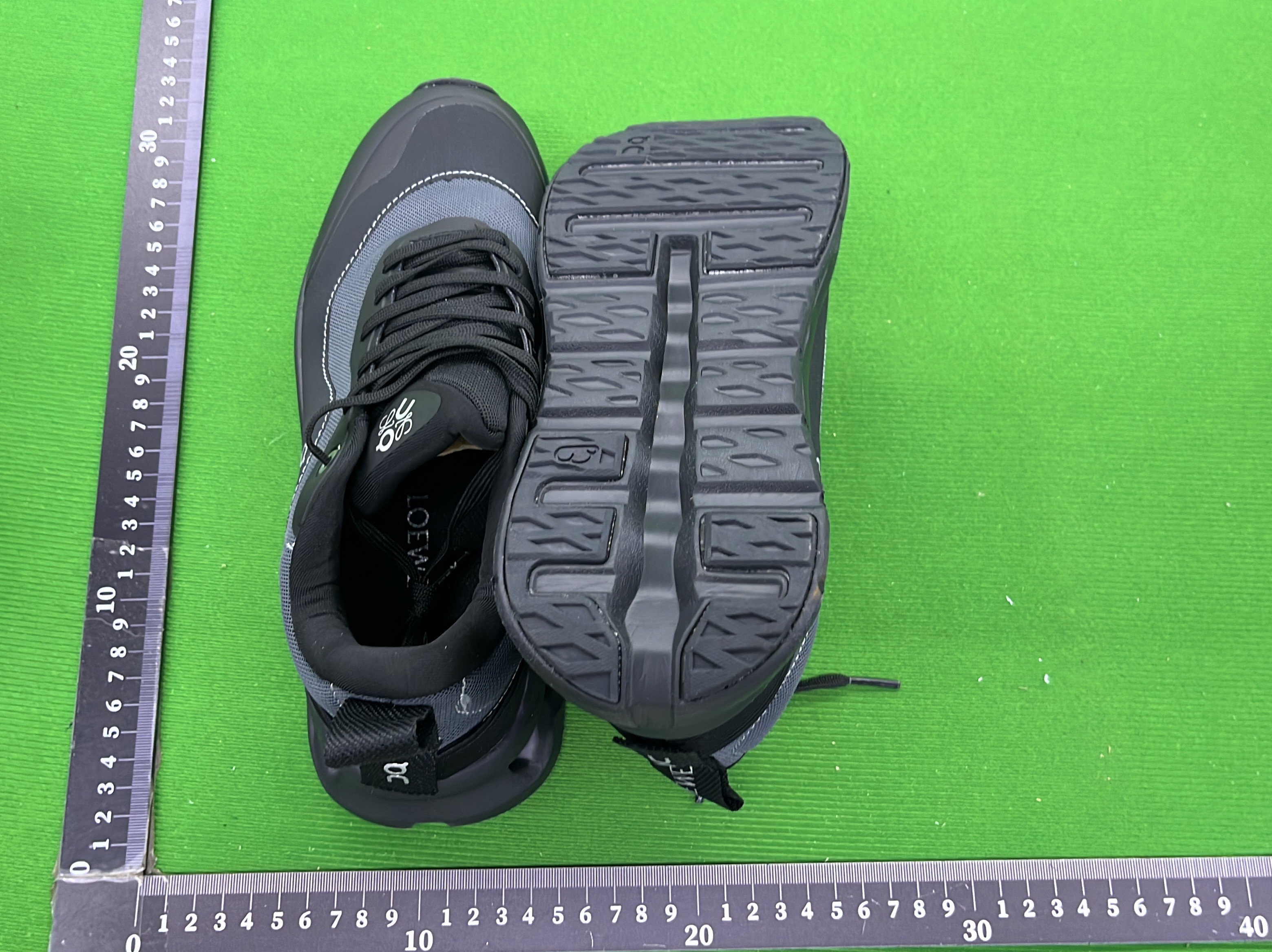 Loewe Sneakers Cream QC photo 2