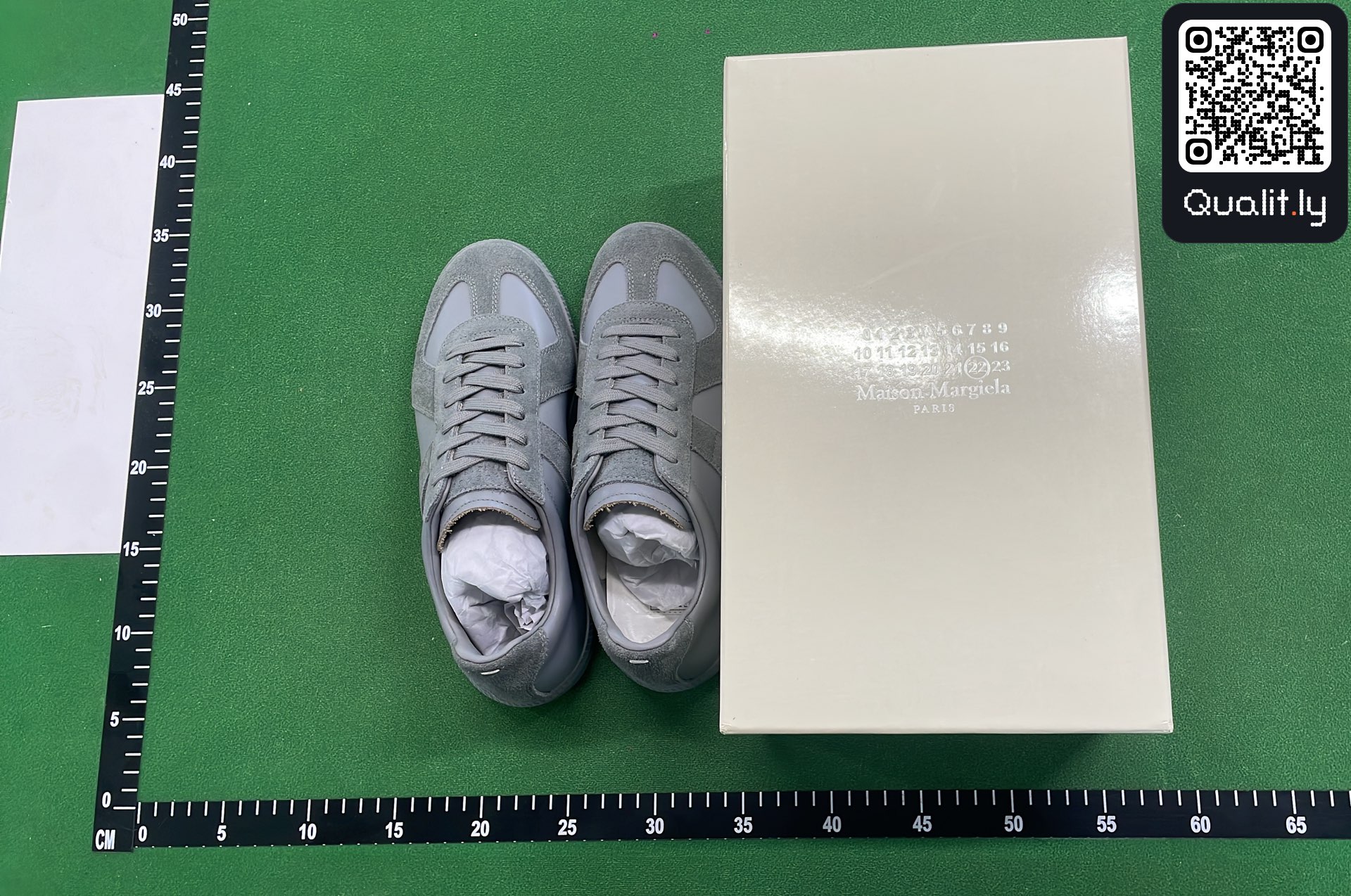 Foto QC 1 di 64