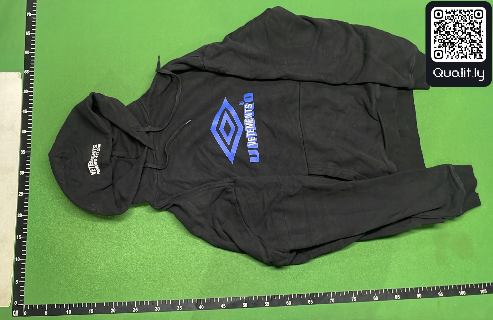 Hoodie — QC-foto 2 van 14