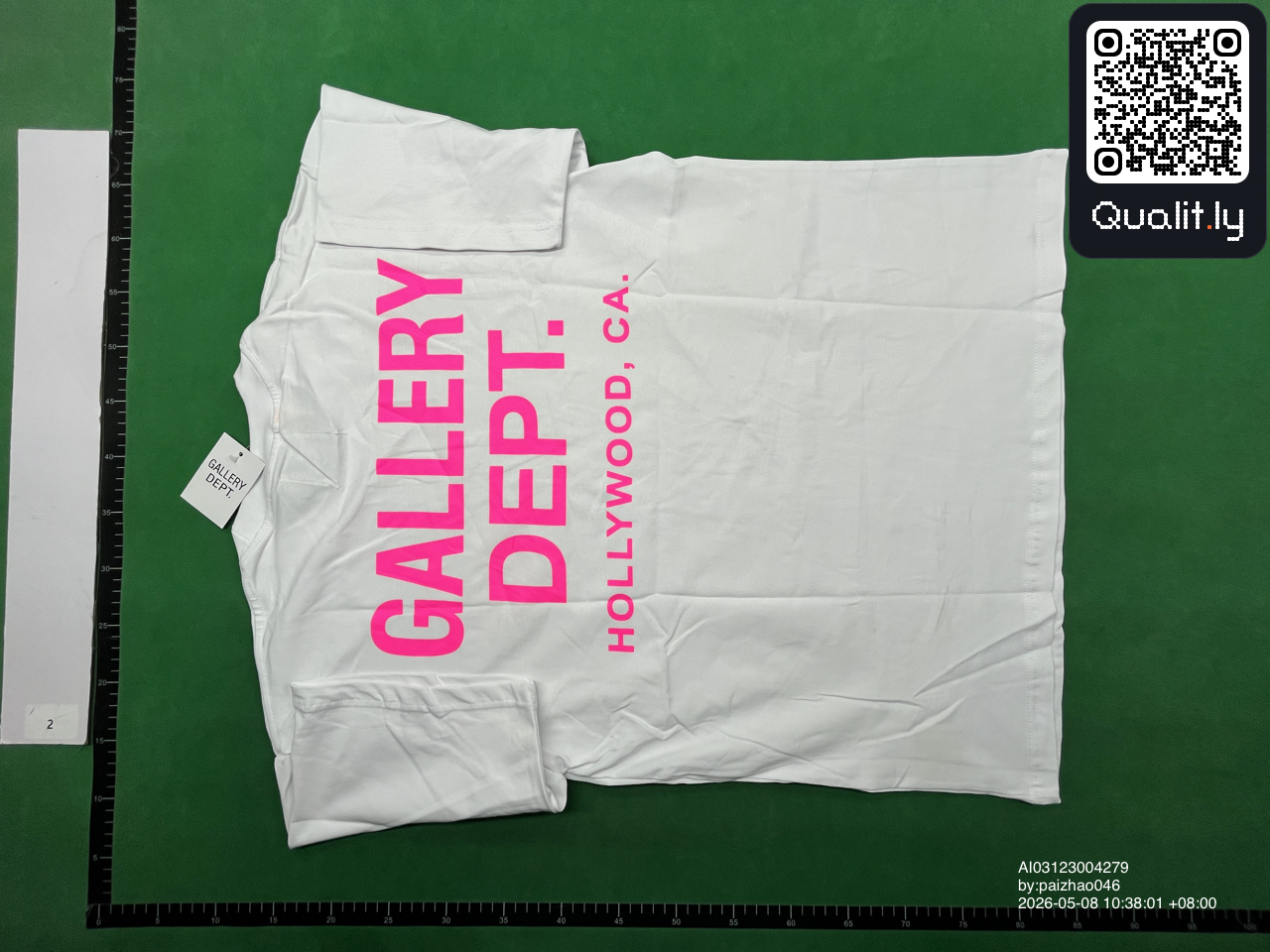 T-shirt — foto QC 2 de 8