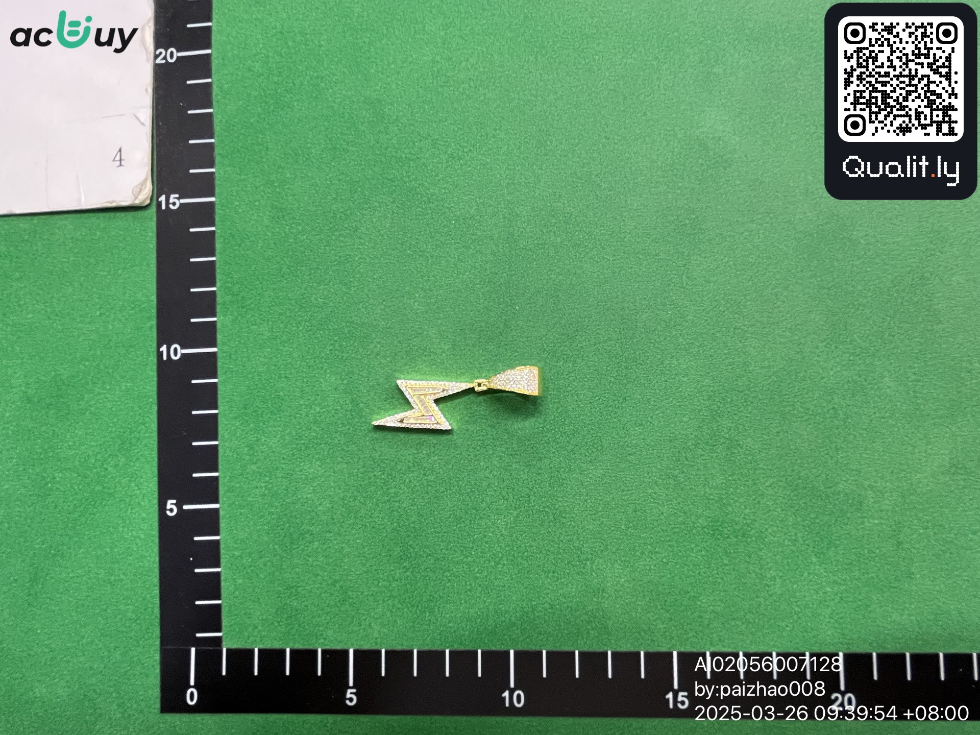 Bijou — photo QC 3 sur 3