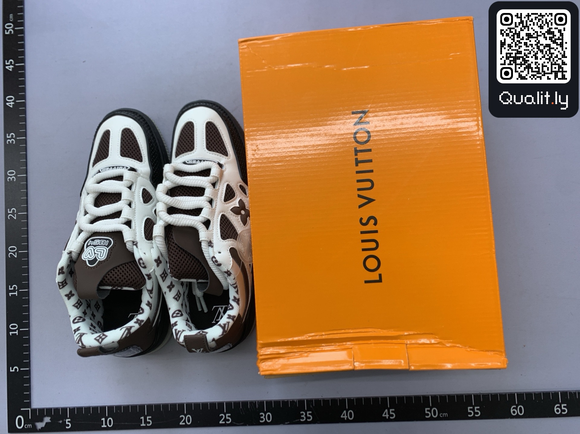 Sneakers — QC-foto 1 van 150