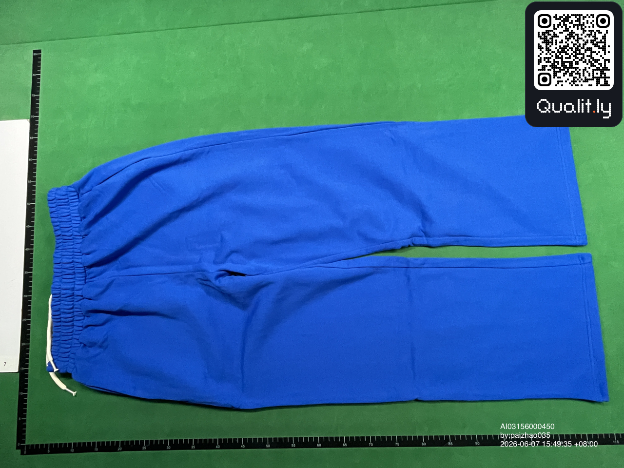 Bluza z kapturem — zdjęcie QC 2 z 54