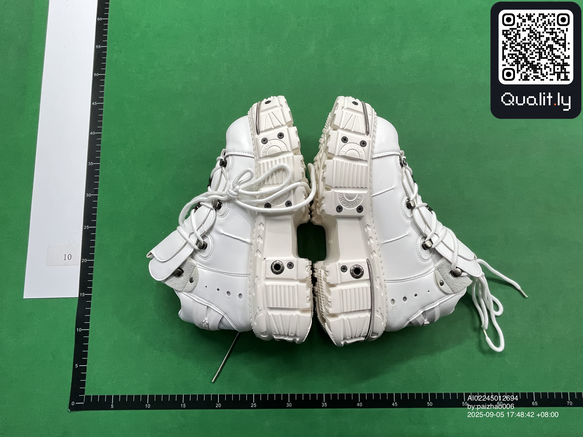 球鞋 QC 照片 3 / 6