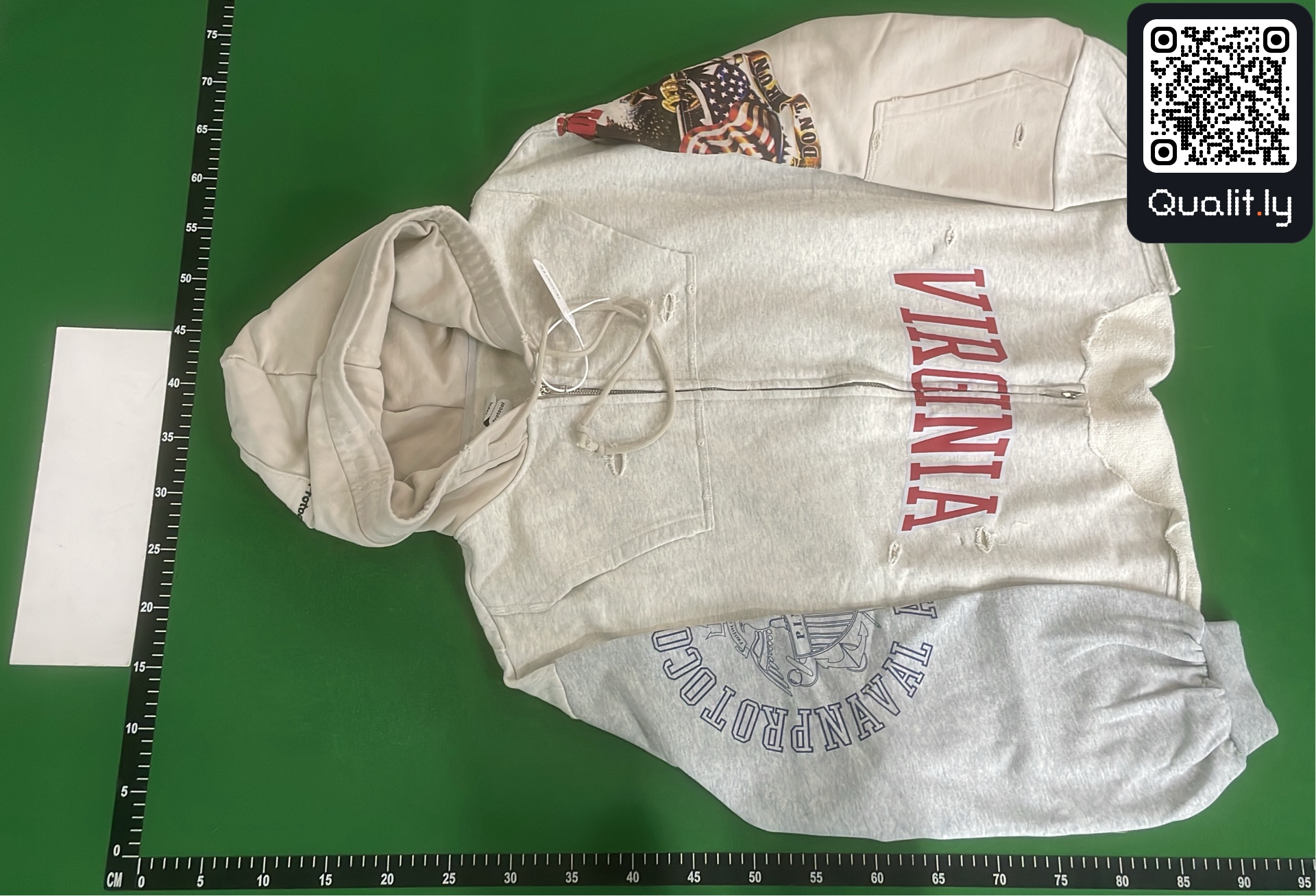 Hoodie QC photo 2 of 4