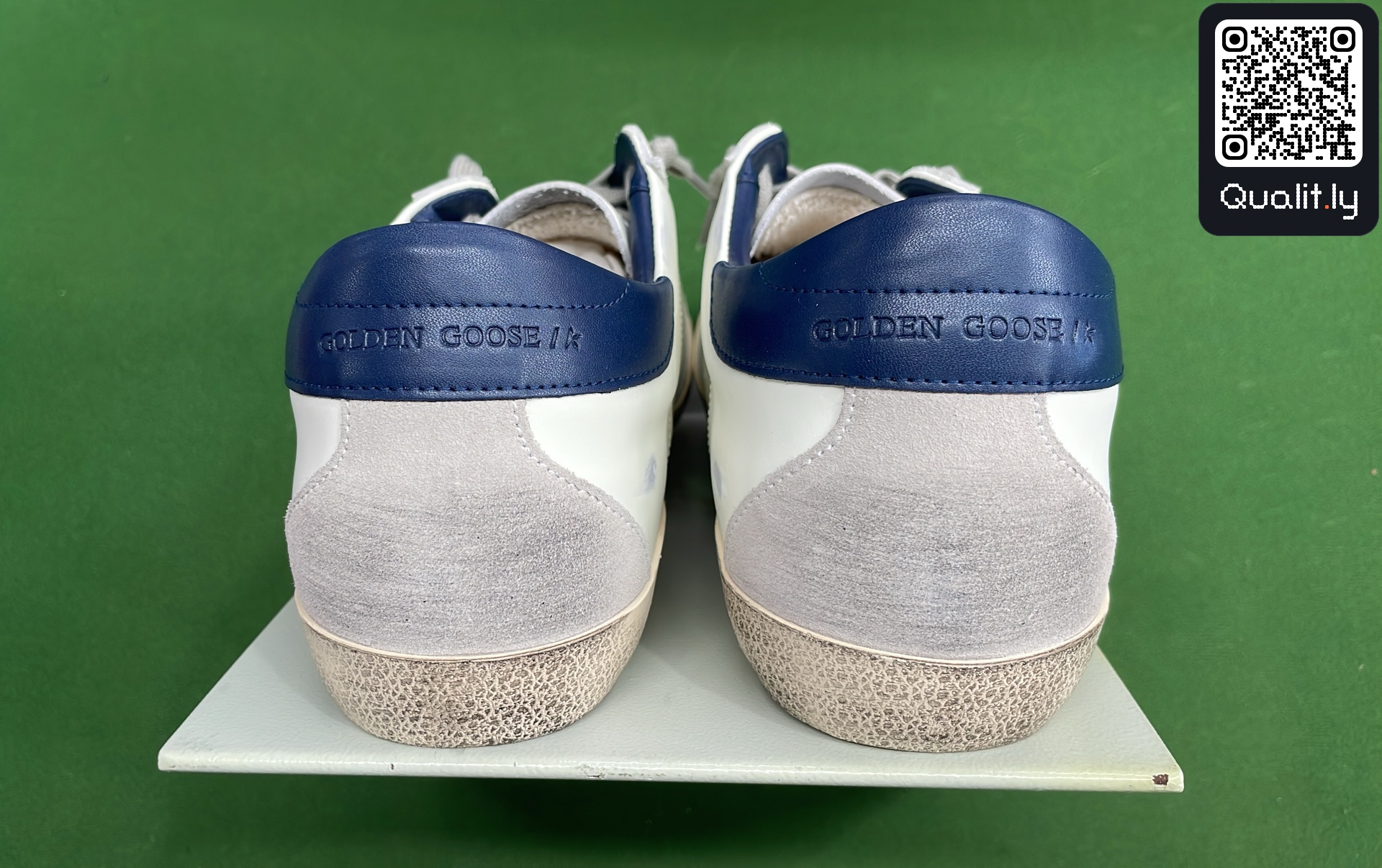 Sneakers — QC-foto 3 van 241