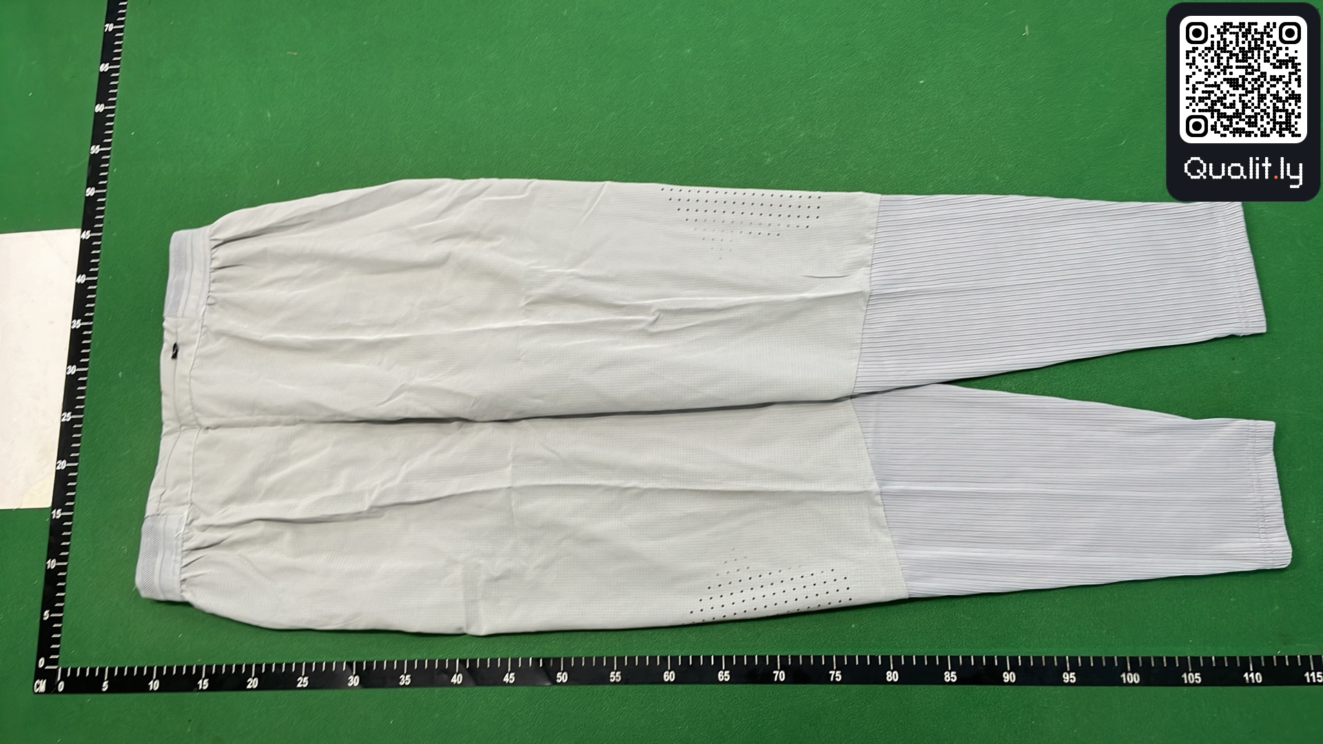 Pantalon — photo QC 3 sur 28