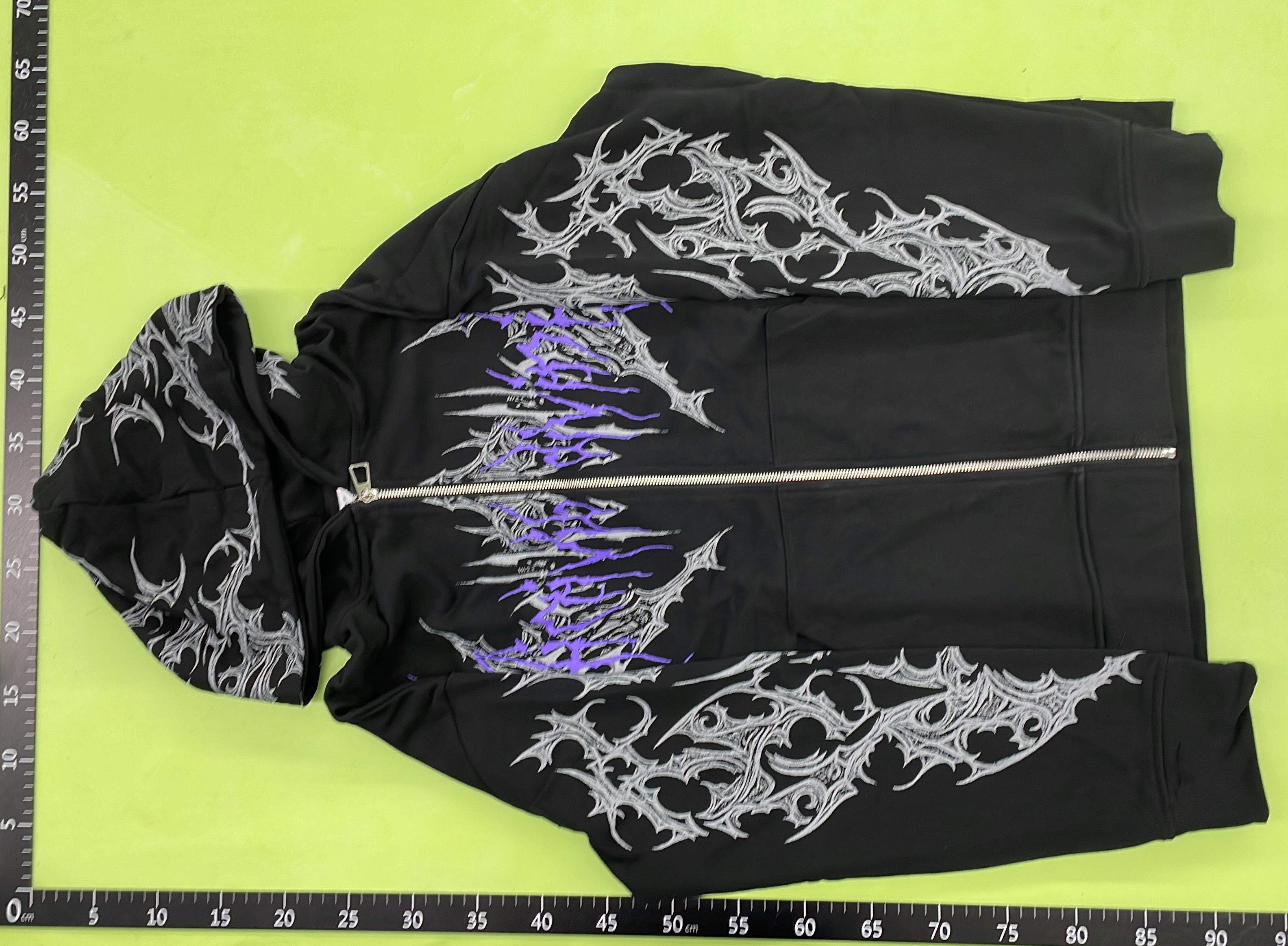 Sweatshirt QC photo 2 of 8