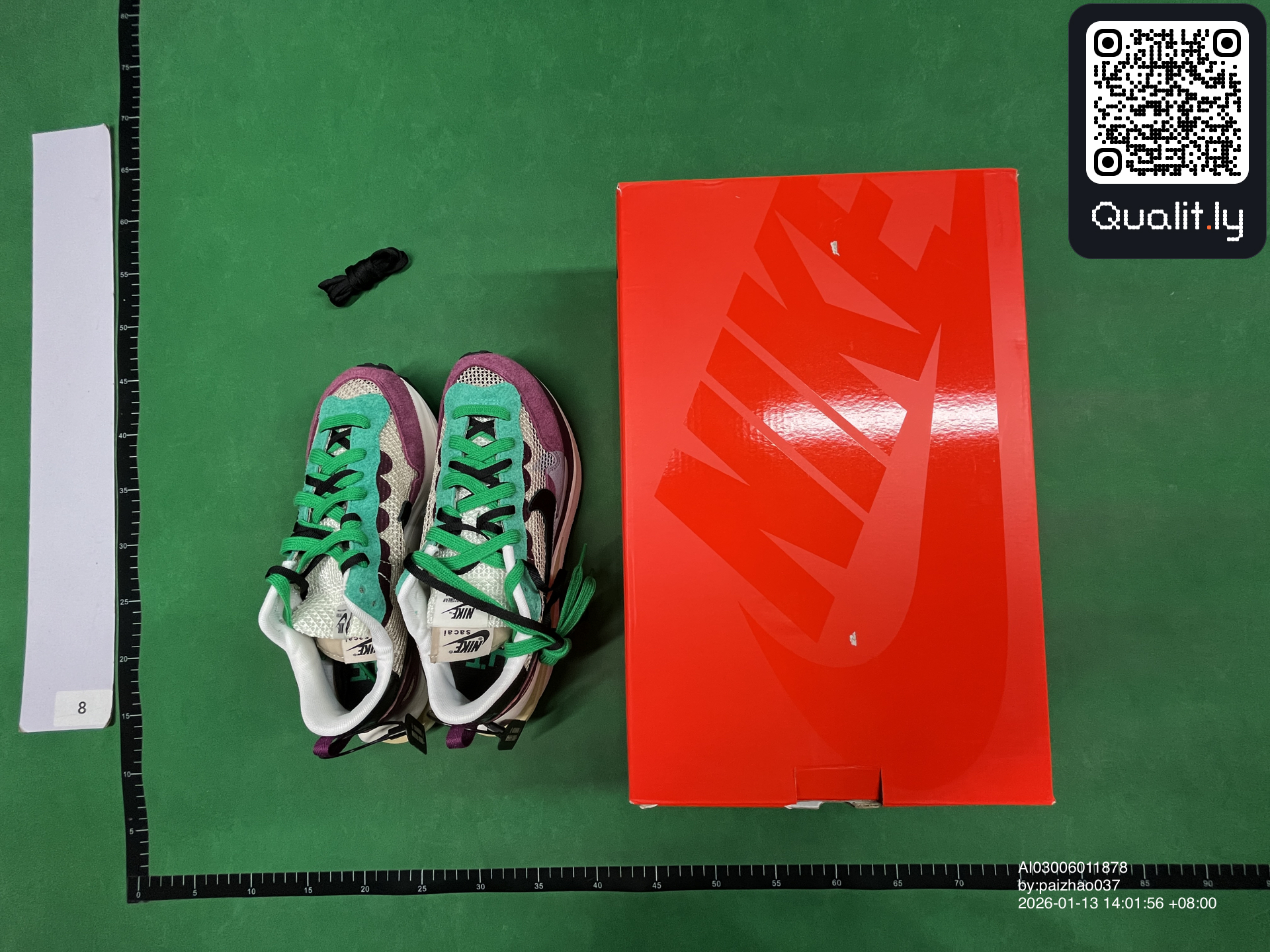 Sneaker — QC-Foto 1 von 30