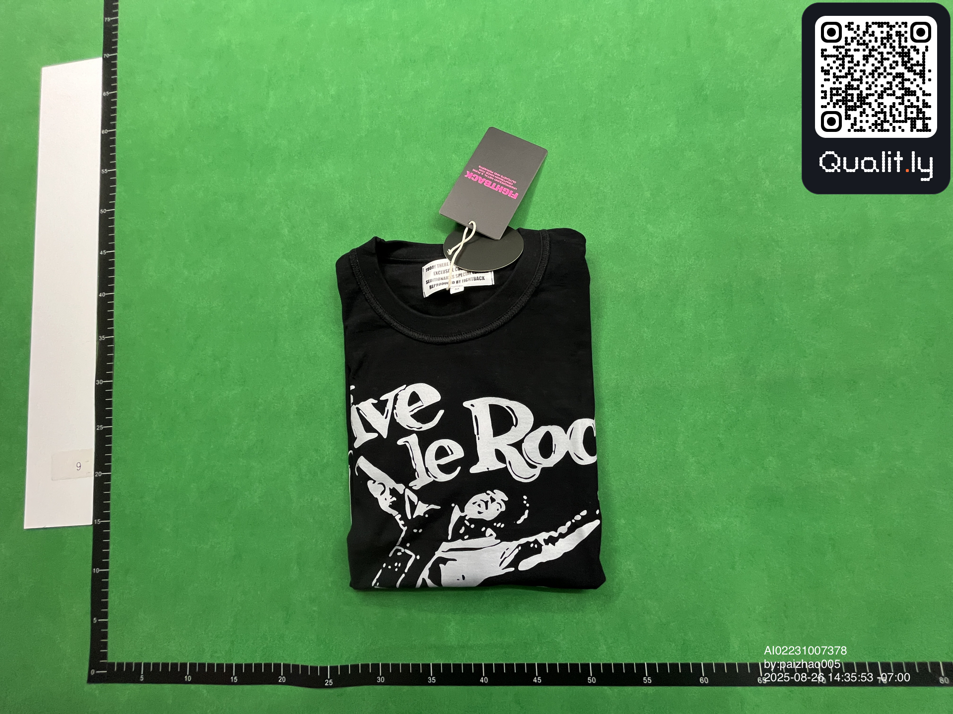 T-Shirt — QC-Foto 1 von 4