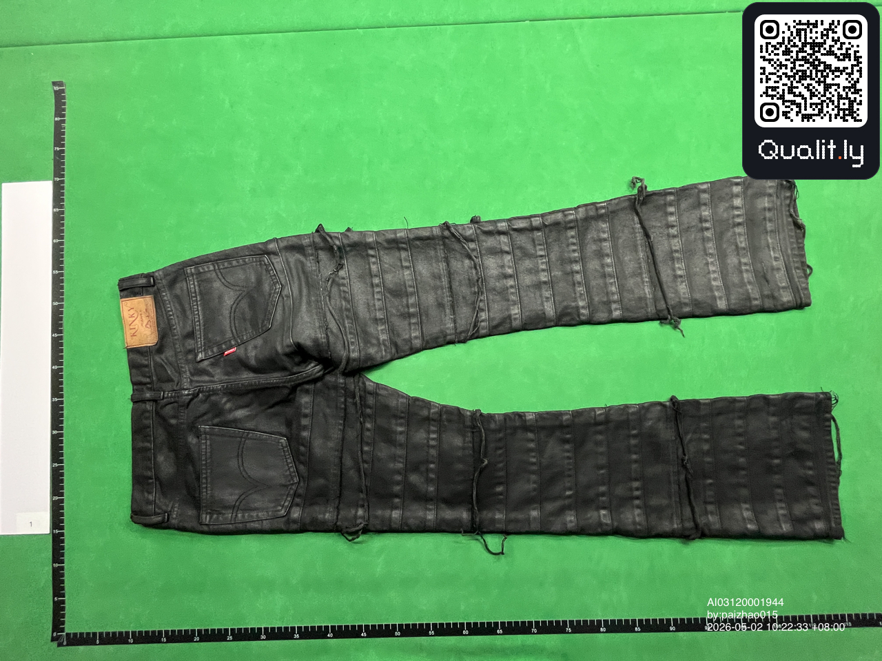 Jeans — foto QC 2 di 10