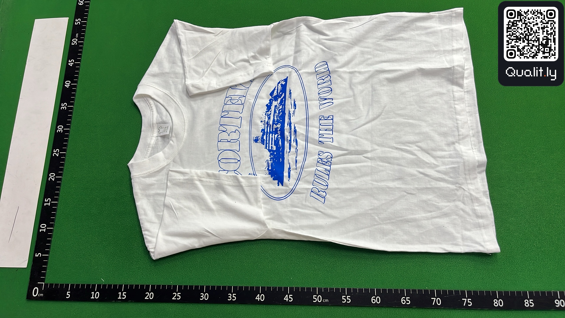 Camiseta — foto QC 2 de 4