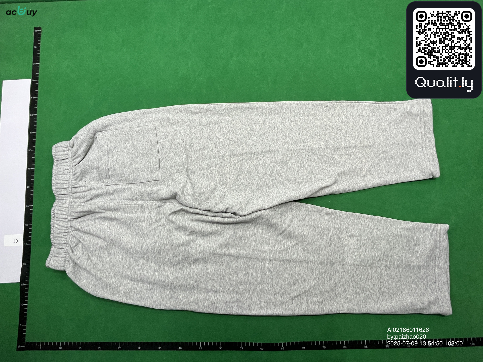 Pantalon — photo QC 2 sur 4