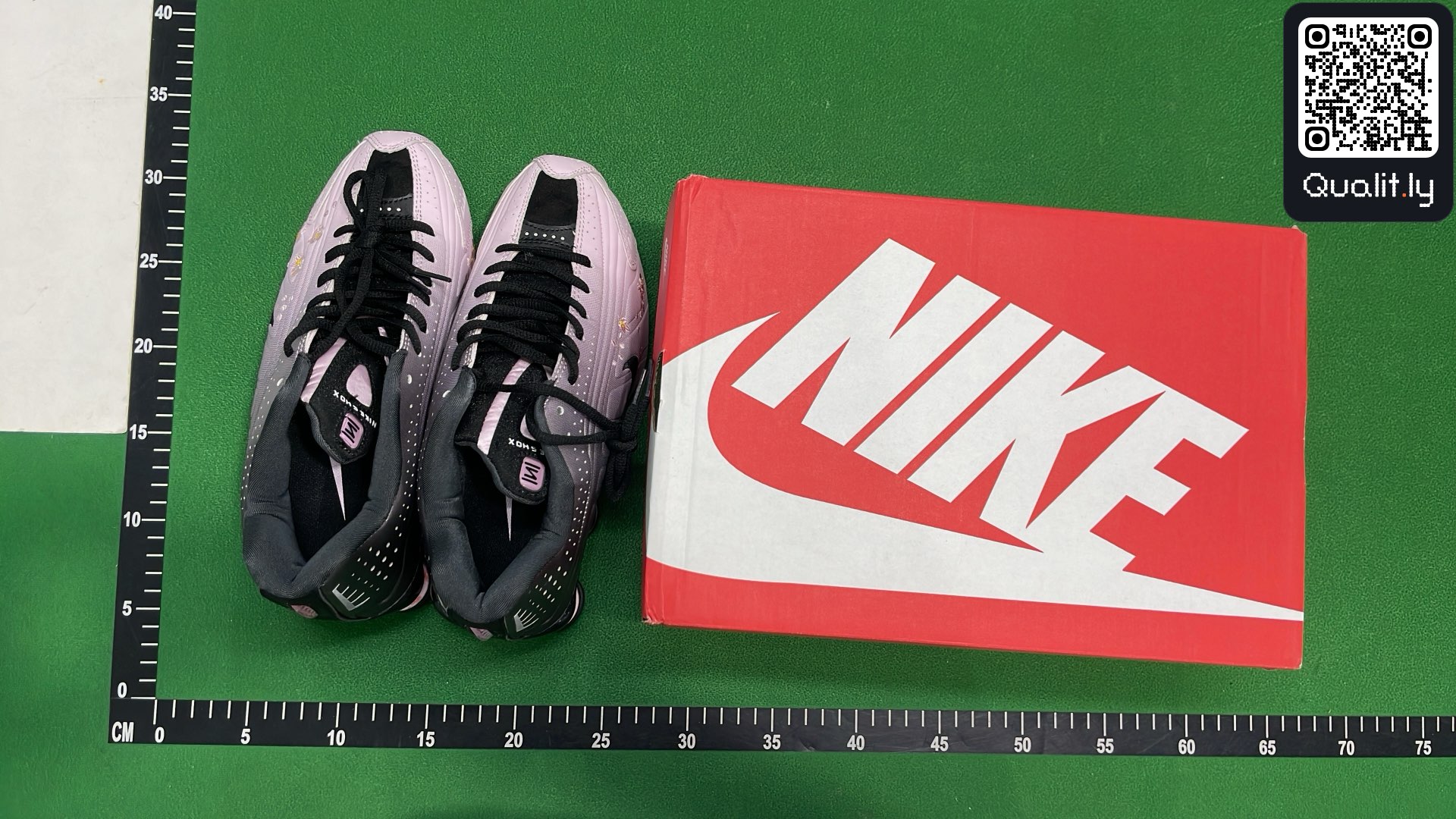 Sneakers — QC-foto 1 av 16