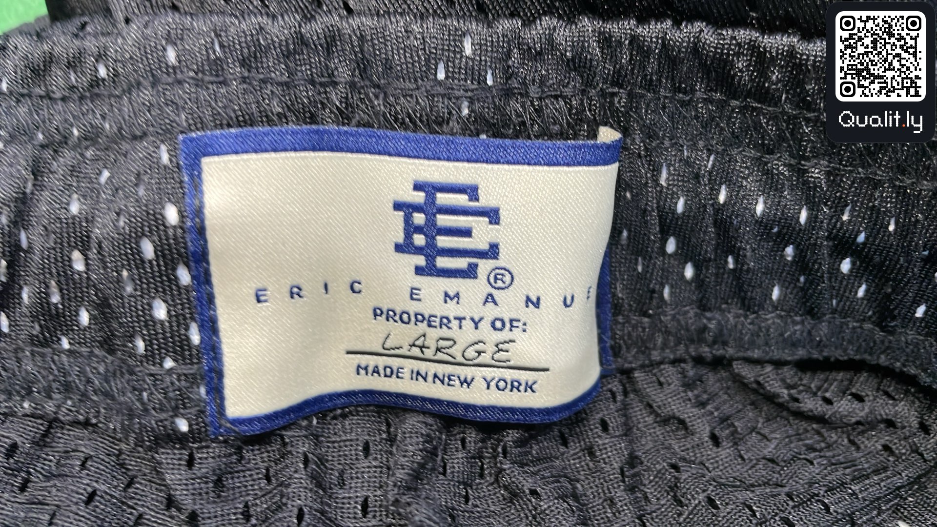 Shorts QC photo 1 of 62