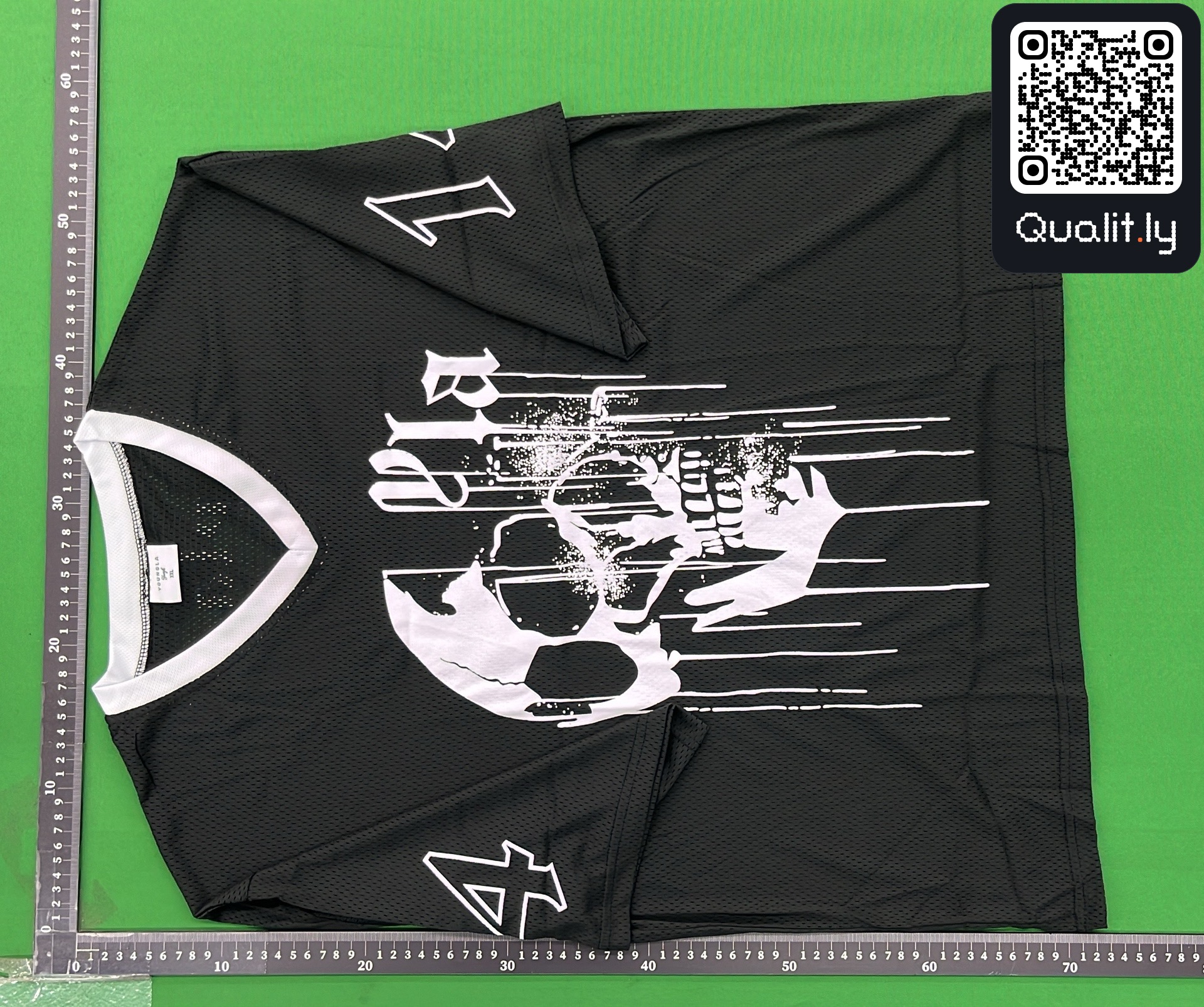 T-Shirt — QC-Foto 3 von 16