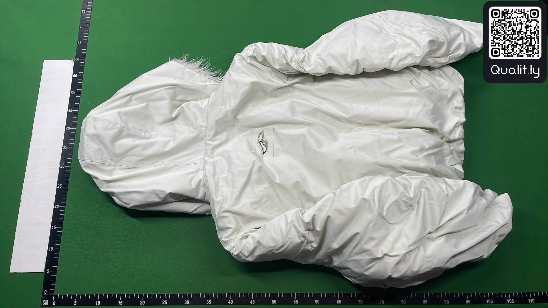 Jacket QC photo 3 of 4