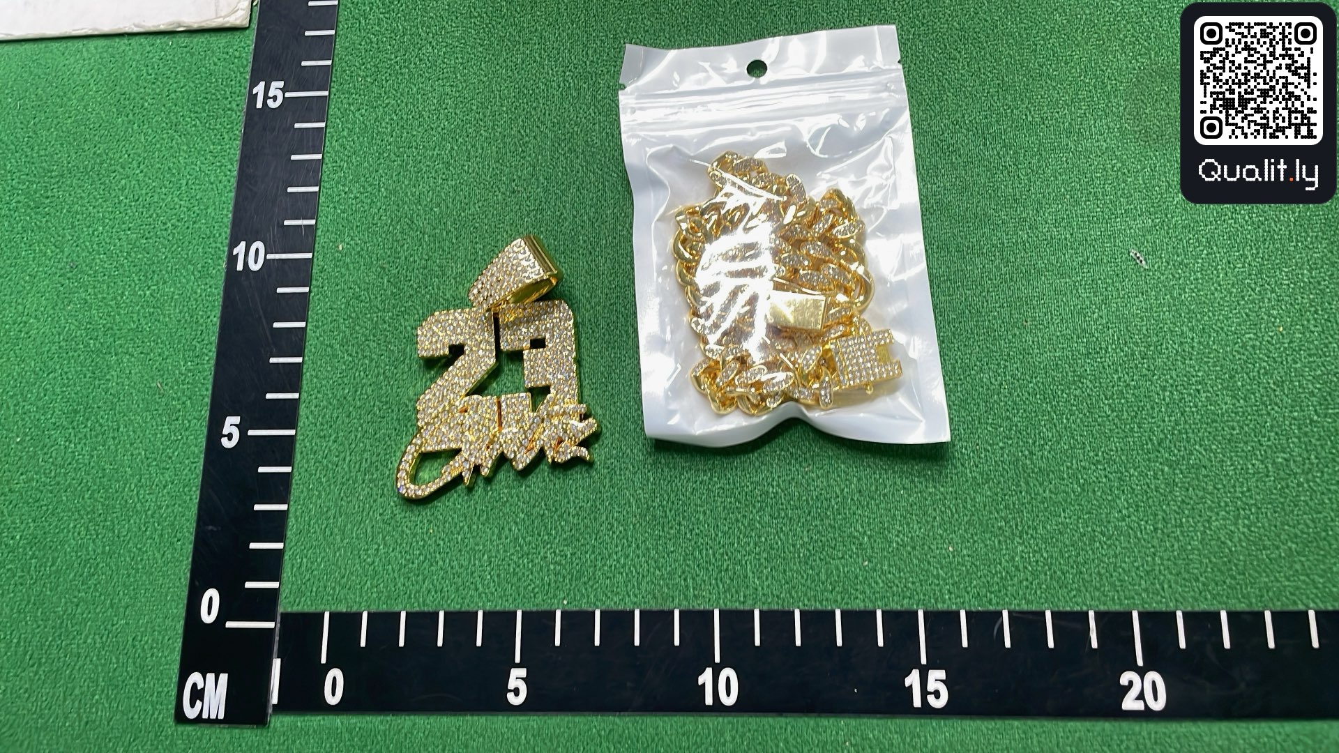 Biżuteria — zdjęcie QC 3 z 32