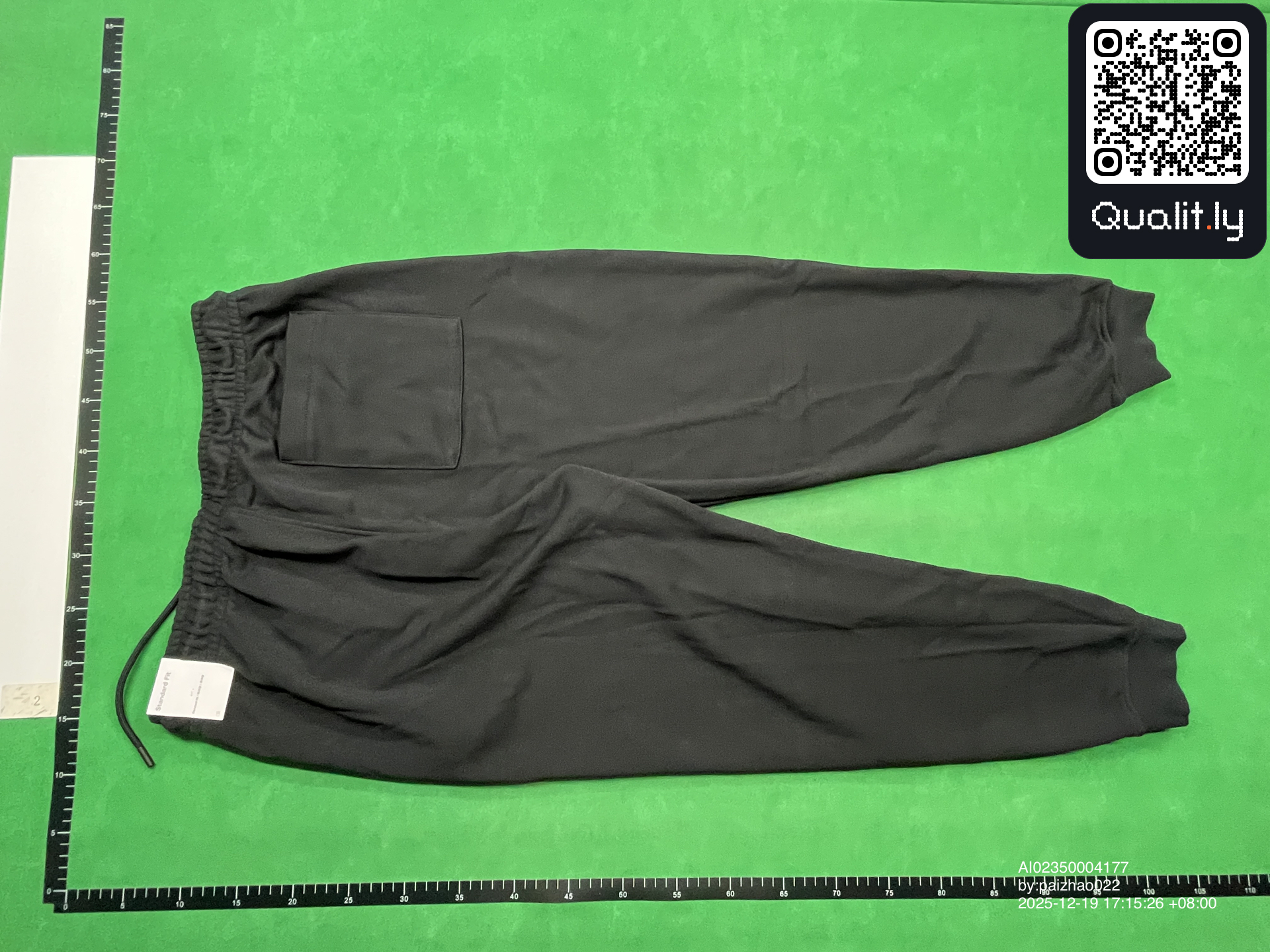 Pants QC photo 2 of 8