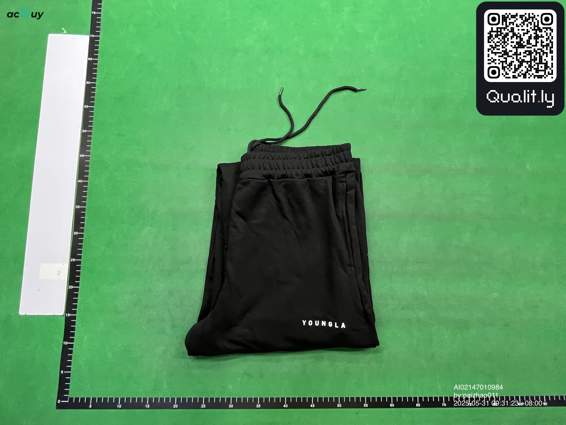 Pants QC photo 1 of 4
