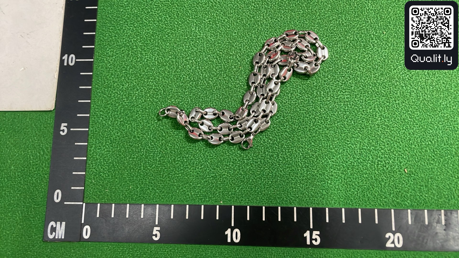 Gioiello — foto QC 3 di 3