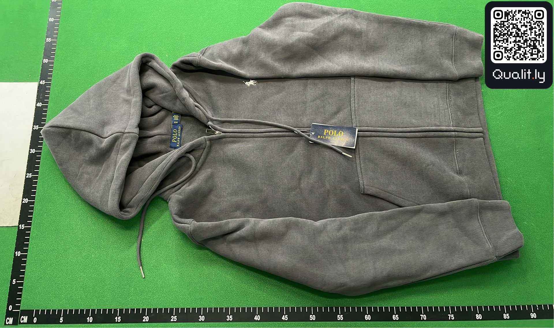 Sudadera con capucha — foto QC 2 de 30