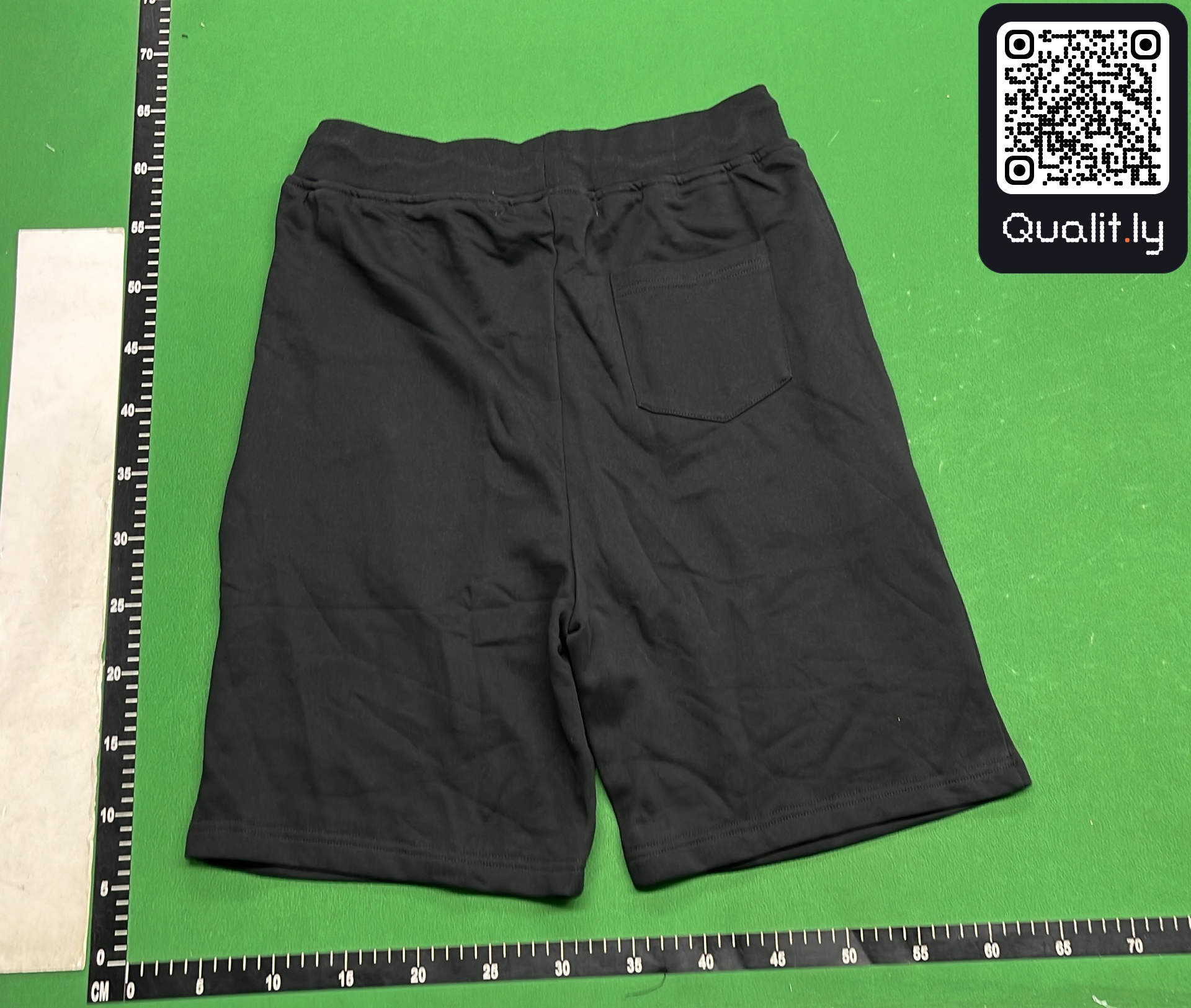Shorts — QC-foto 3 av 12