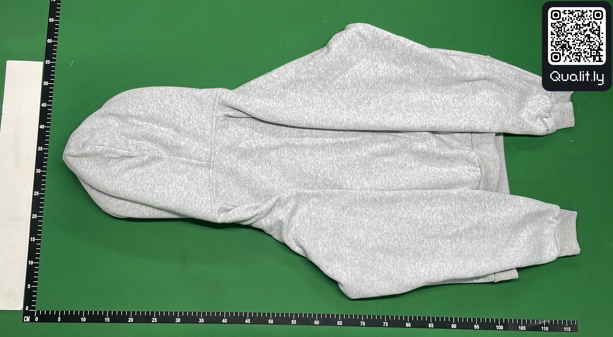 Sweat à capuche — photo QC 3 sur 12