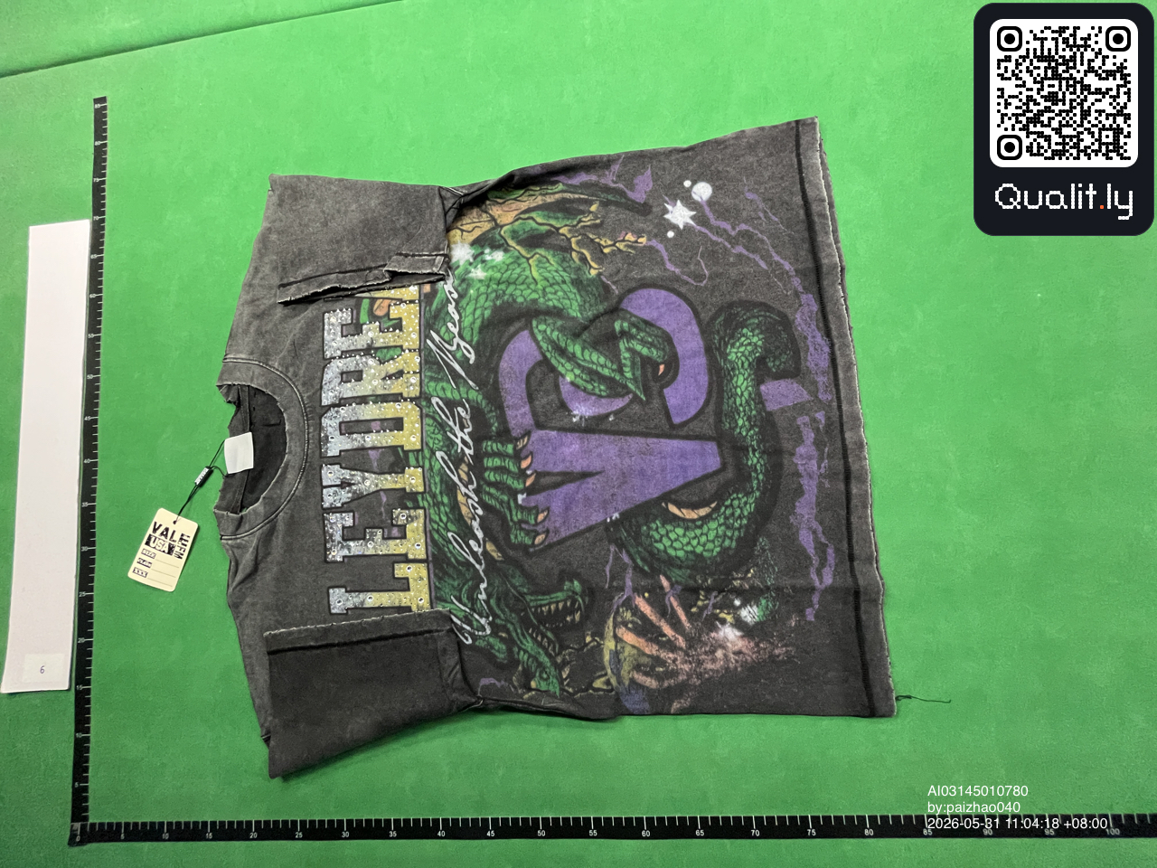 T-shirt — QC-foto 3 van 4
