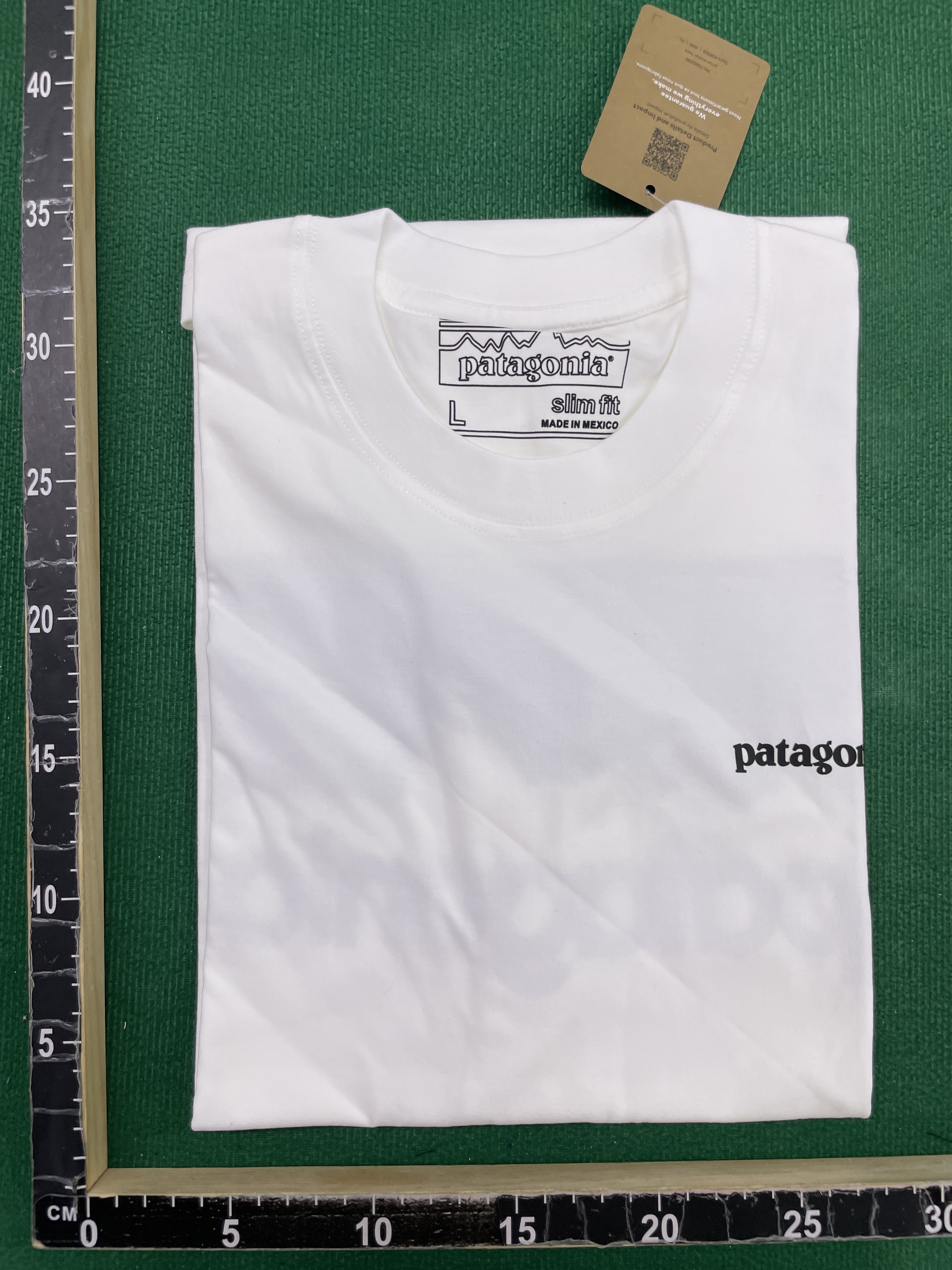T-shirt — QC-foto 1 av 31