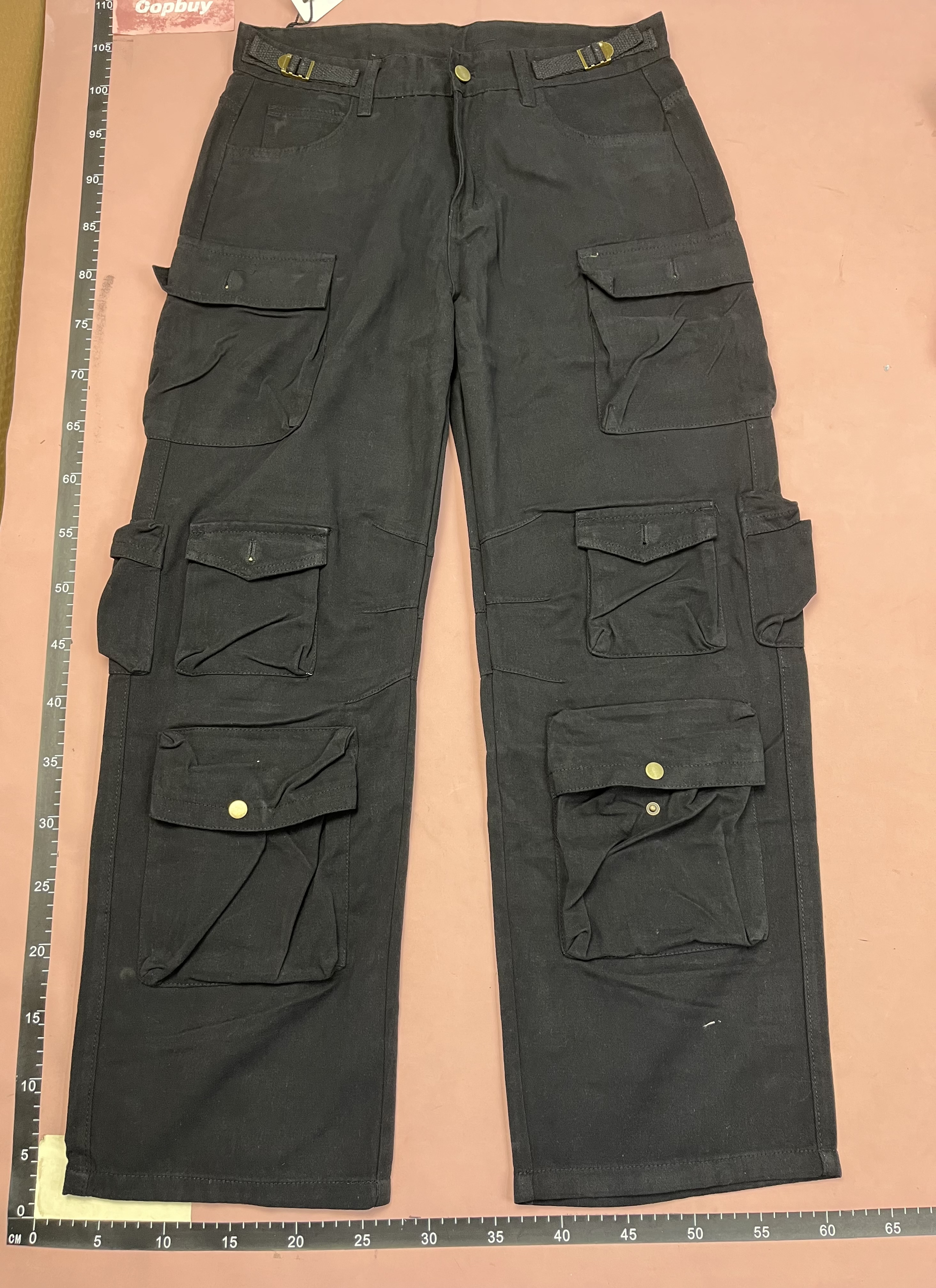 Pants QC photo 1 of 52