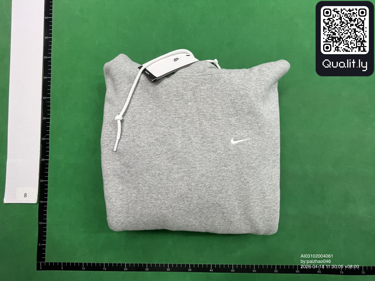 Sweat à capuche — photo QC 3 sur 34