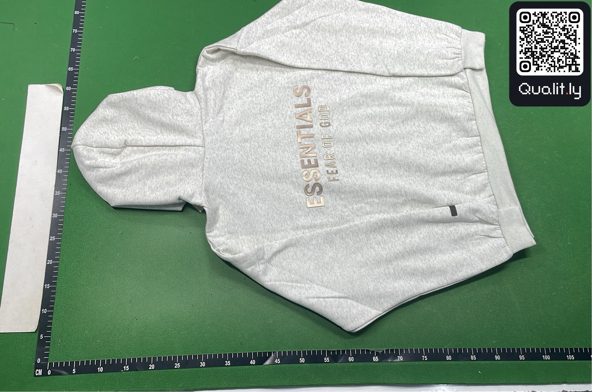 Hoodie QC photo 3 of 16