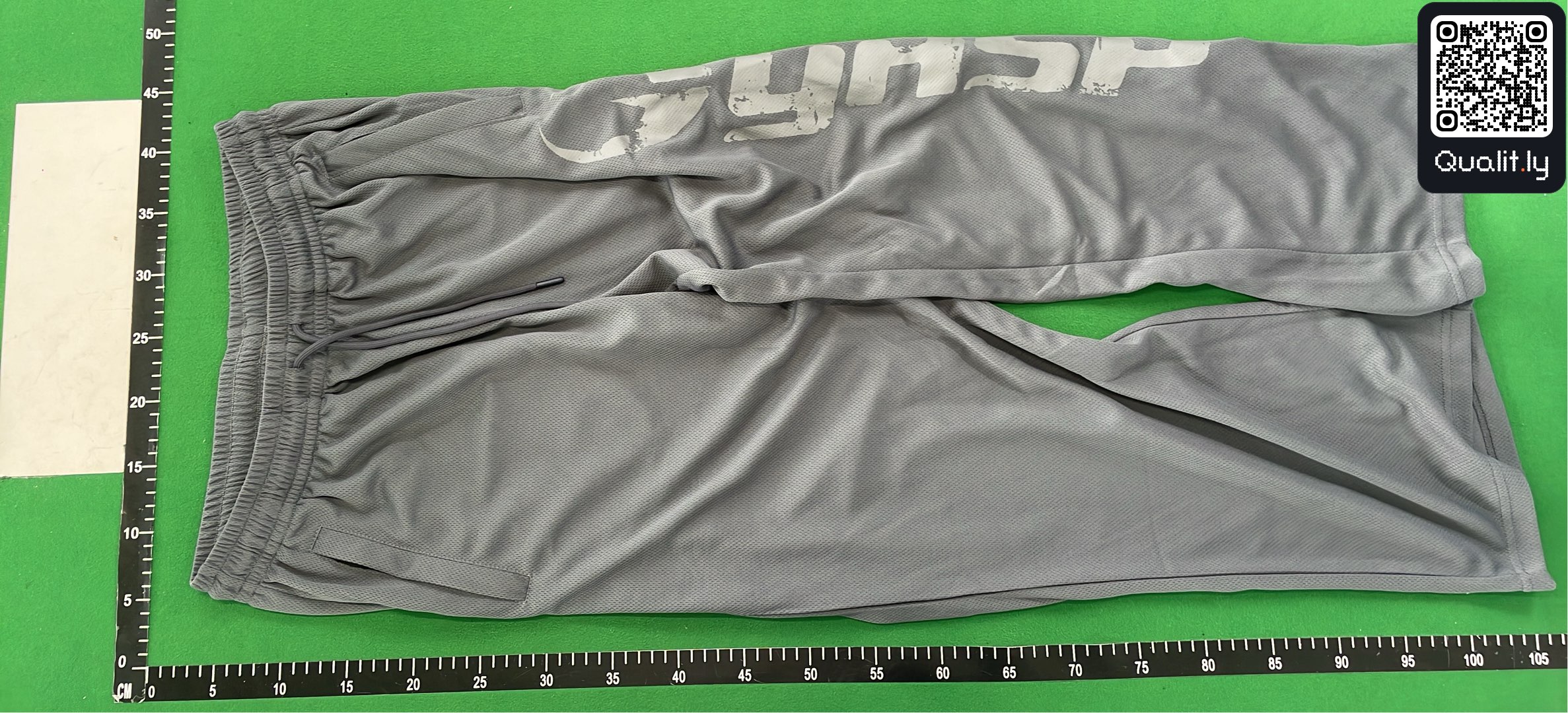 Byxor — QC-foto 2 av 4
